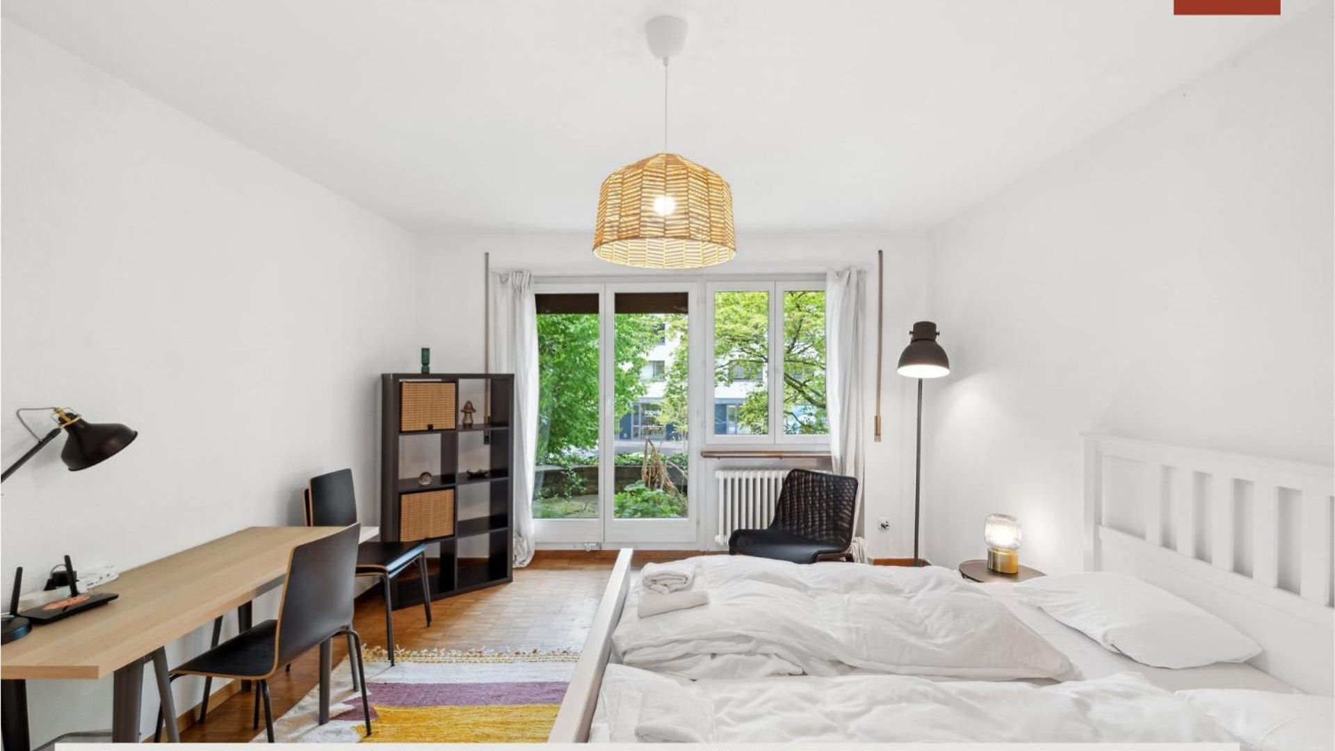 Apartment 15-min To Center: Cozy