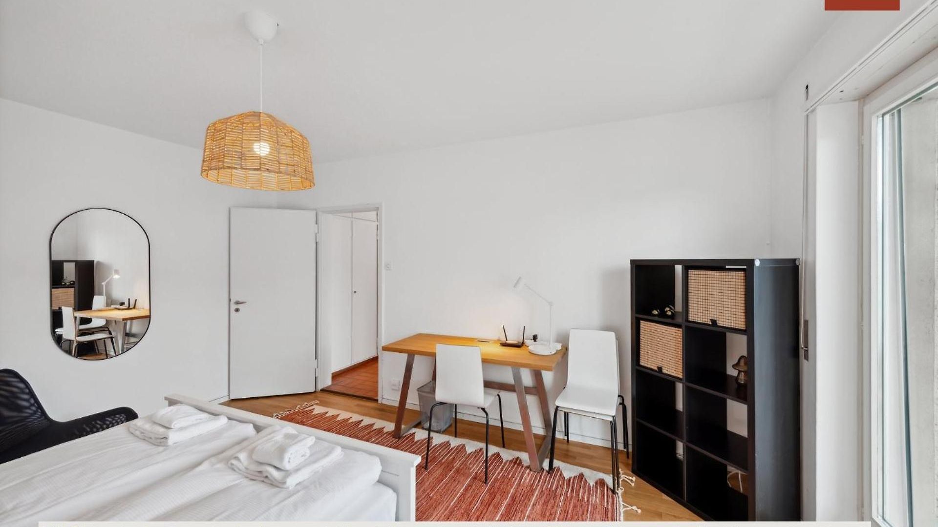15-min To Center: Cozy