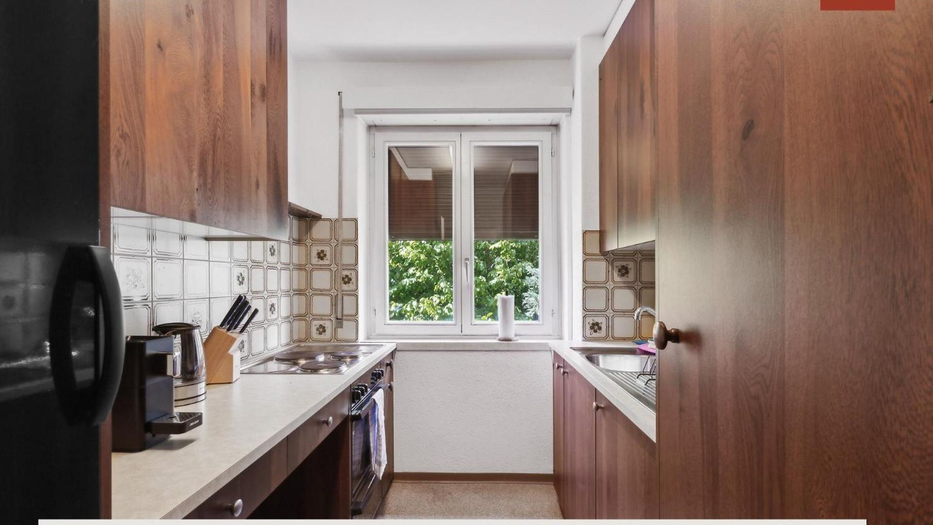 Apartment 15-min To Center: Cozy *
