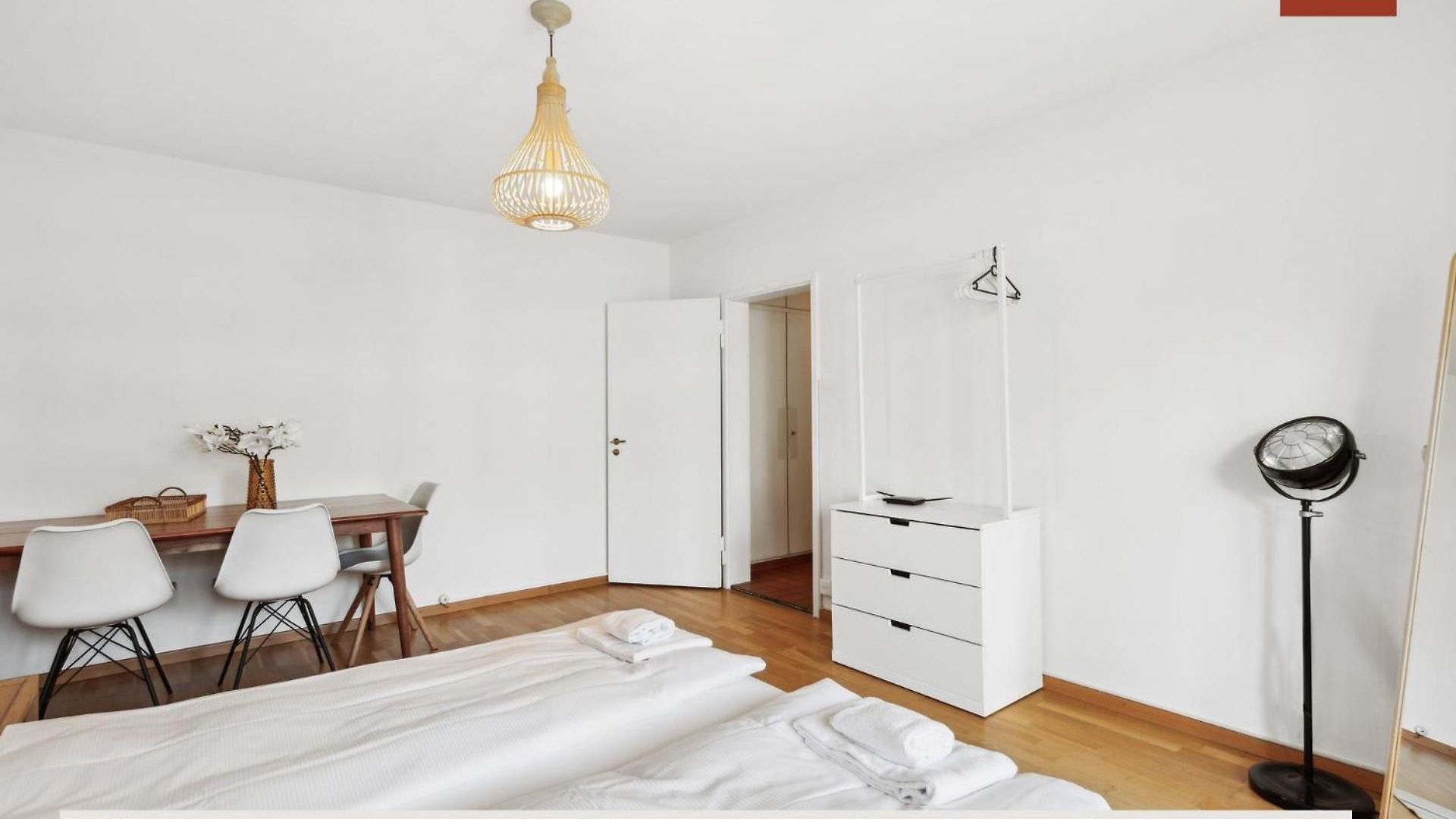 15-min To Center: Cozy