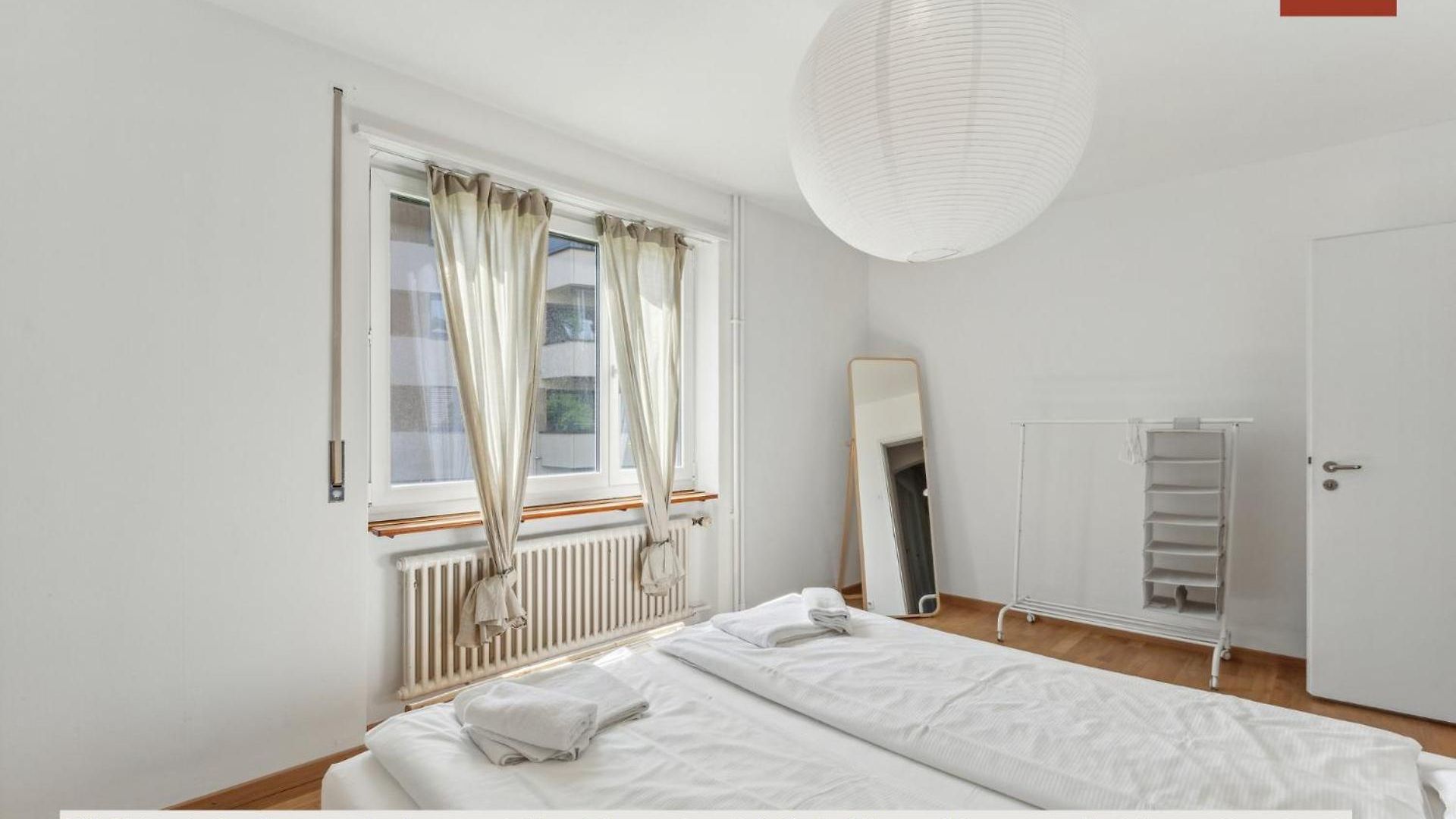 Apartment 15-min To Center: Cozy *
