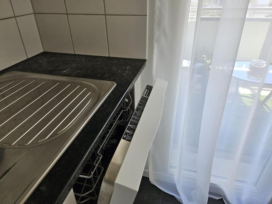 Apartment Feel Good With Forest View Zürich