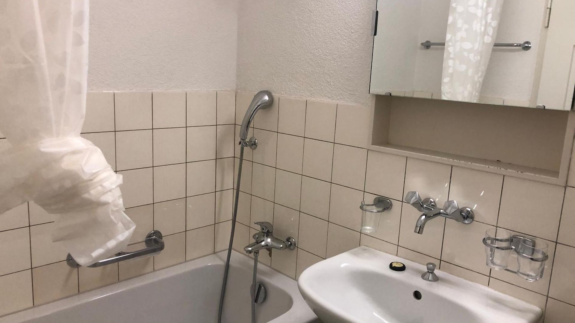 Cozy, Sunny, Center 1 Bedroom Flat Apartment Zurich
