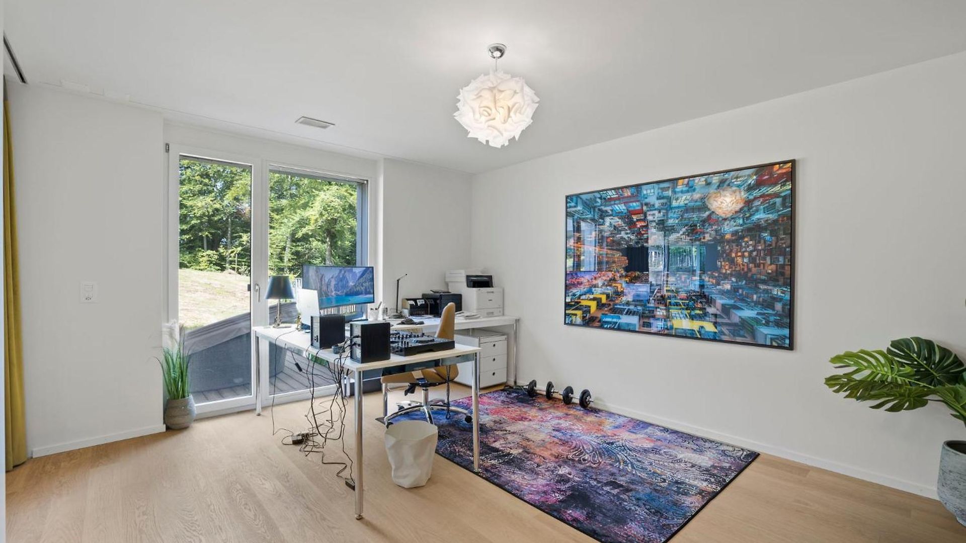 Exclusive Spacious Apt. With Garden In * Zurich