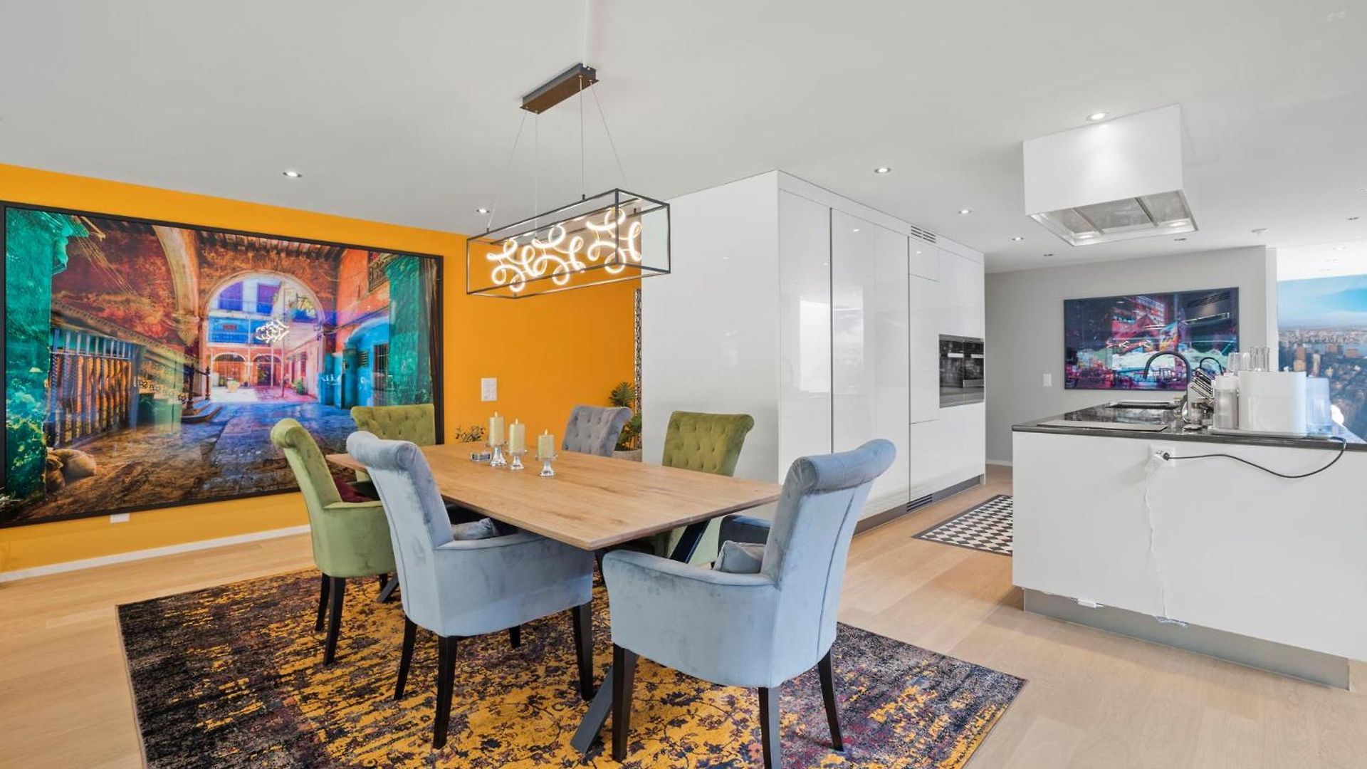 Exclusive Spacious Apt. With Garden In