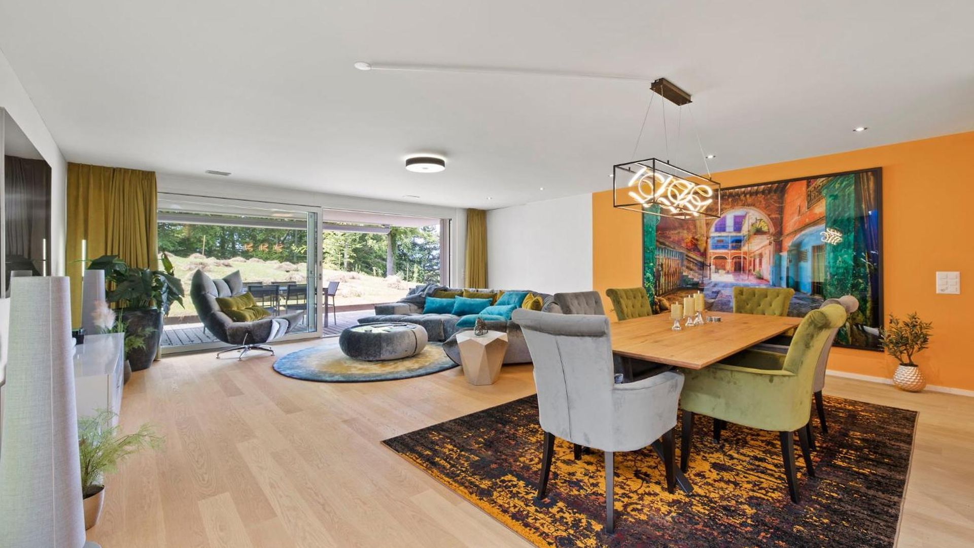 Exclusive Spacious Apt. With Garden In Apartment Zurich