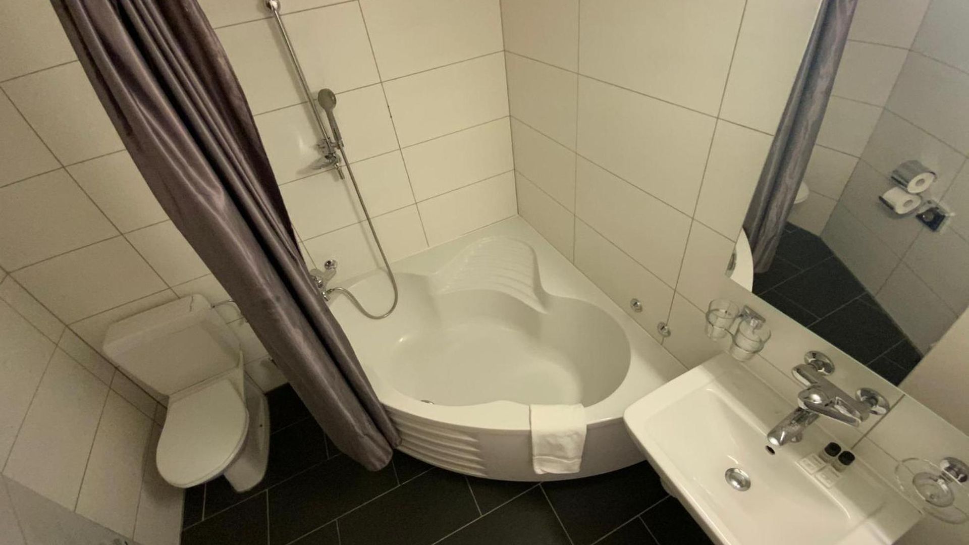 Swiss Star California - Self Check-in Zurich