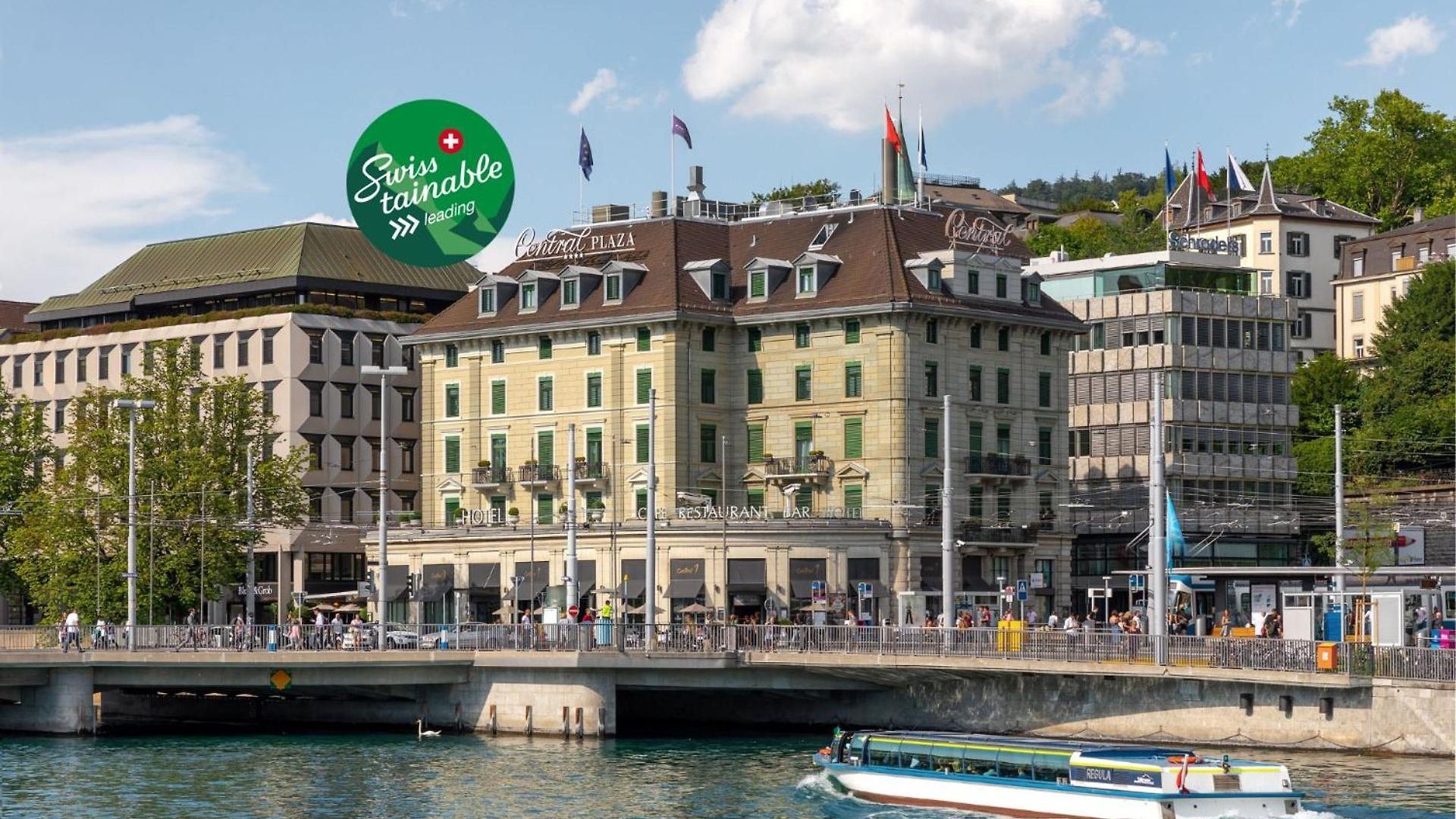 Plaza Hotel 4*