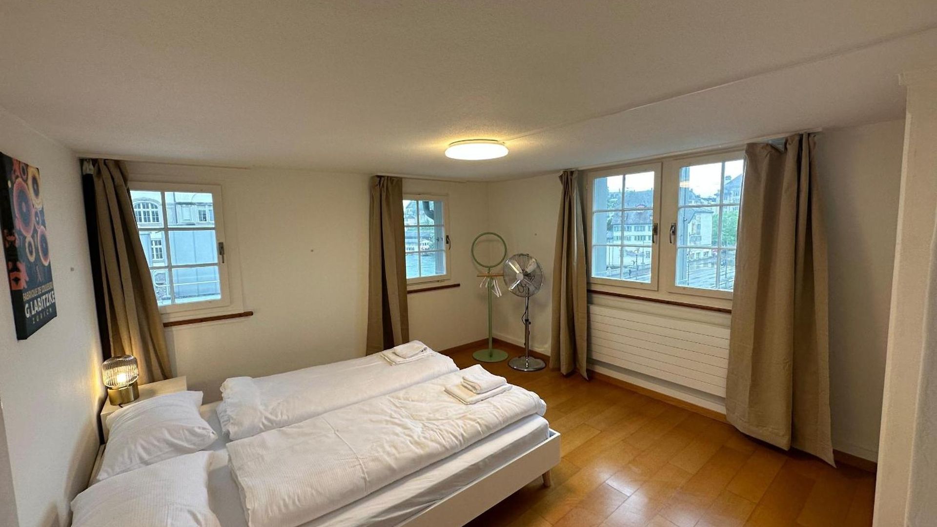 Hitrental Limmatquai Apartment