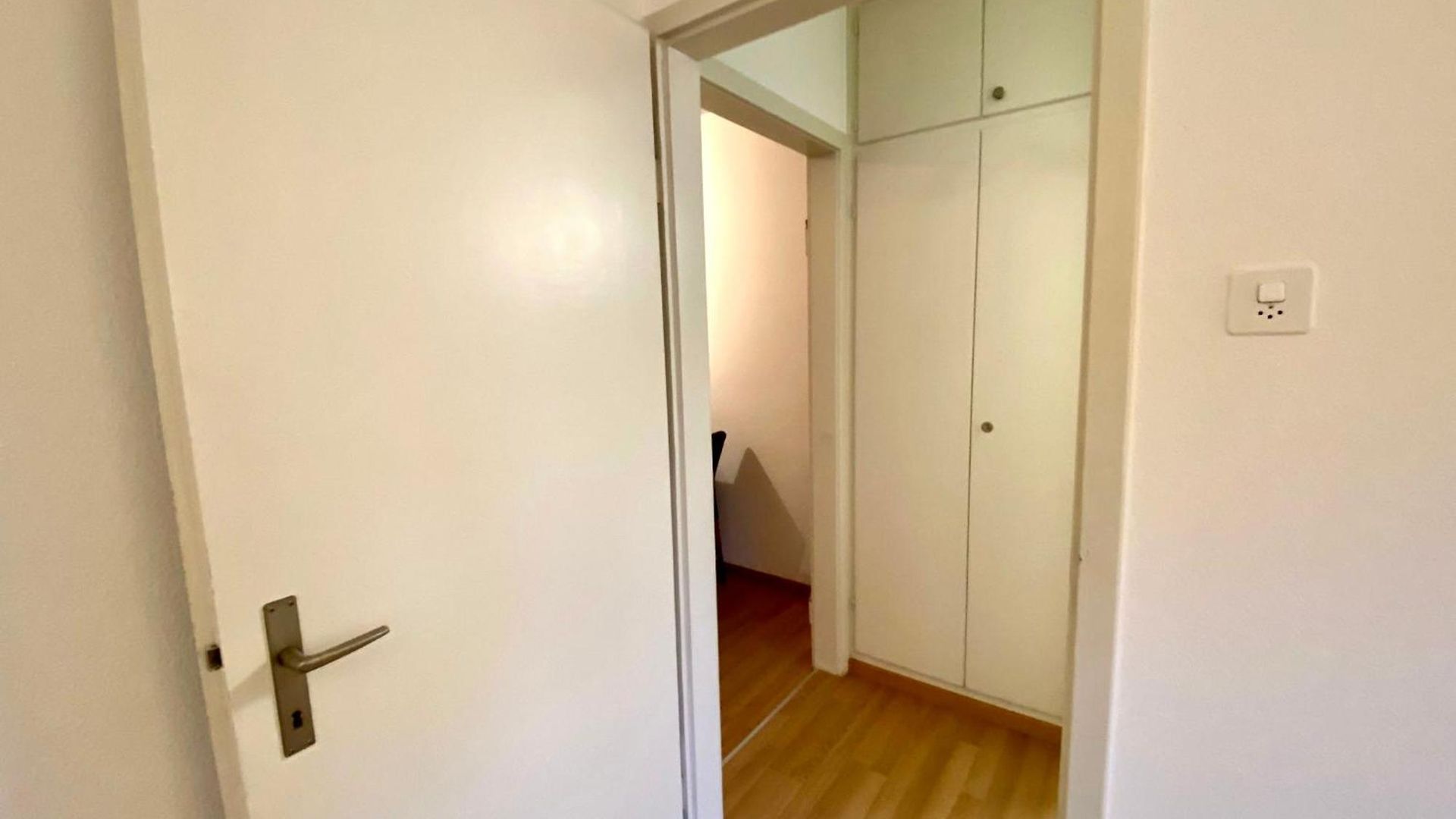Apartment Modern Eingerichtete Stadtwohnung In Wollishofen