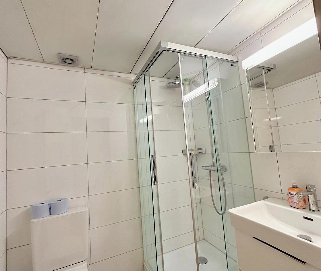 Apartment Center En-suite Budget Self Check In, Eth Hb