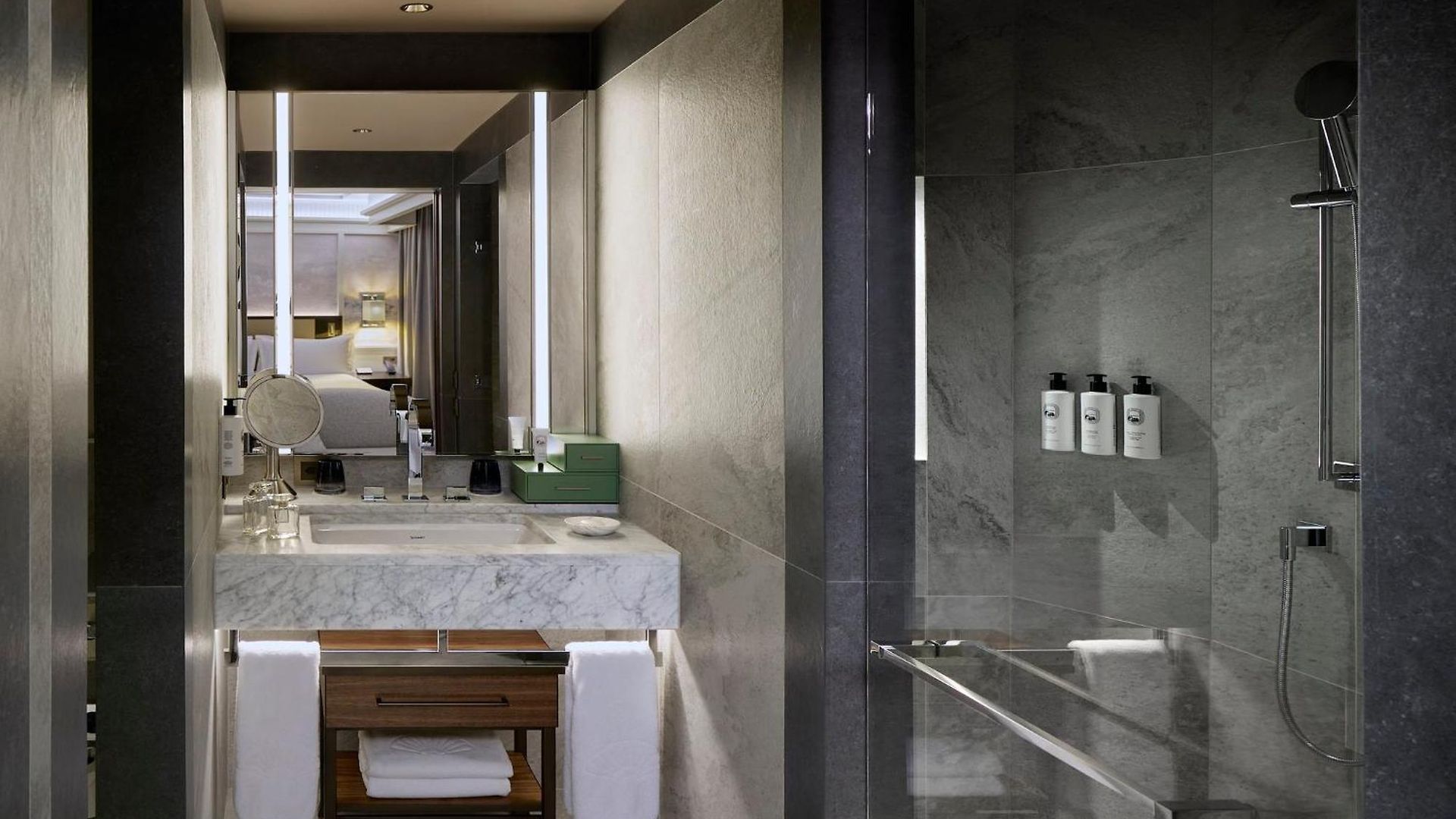 Hotel Mandarin Oriental Savoy, 5*
