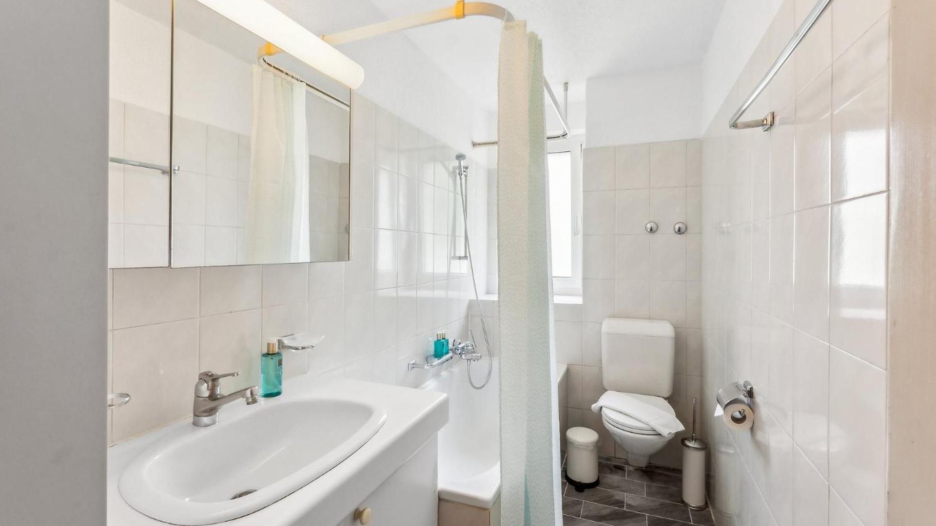 Apartment Altwiesenstrasse 144