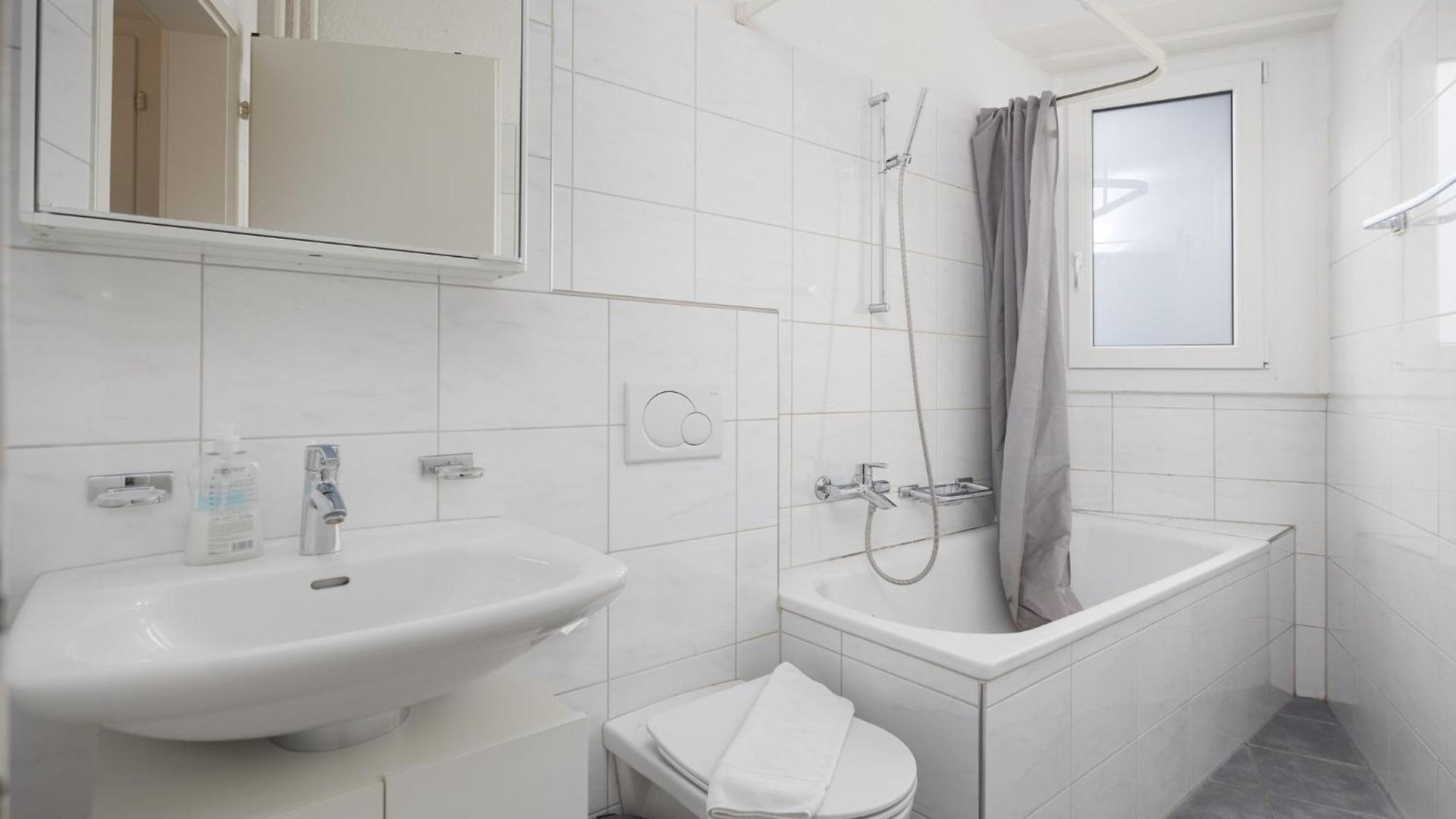 Downtown Dream 3,5br With Balcony And Style Ba22 Zurich