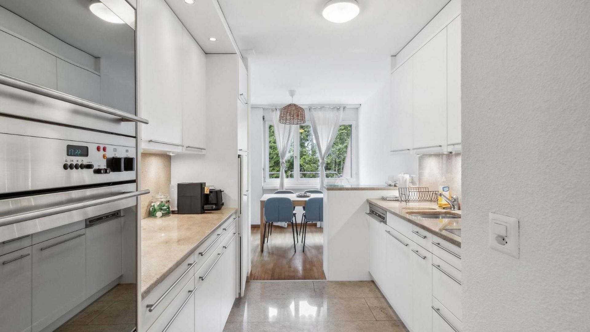 Chic 3-bedroom Near Center * Zürich