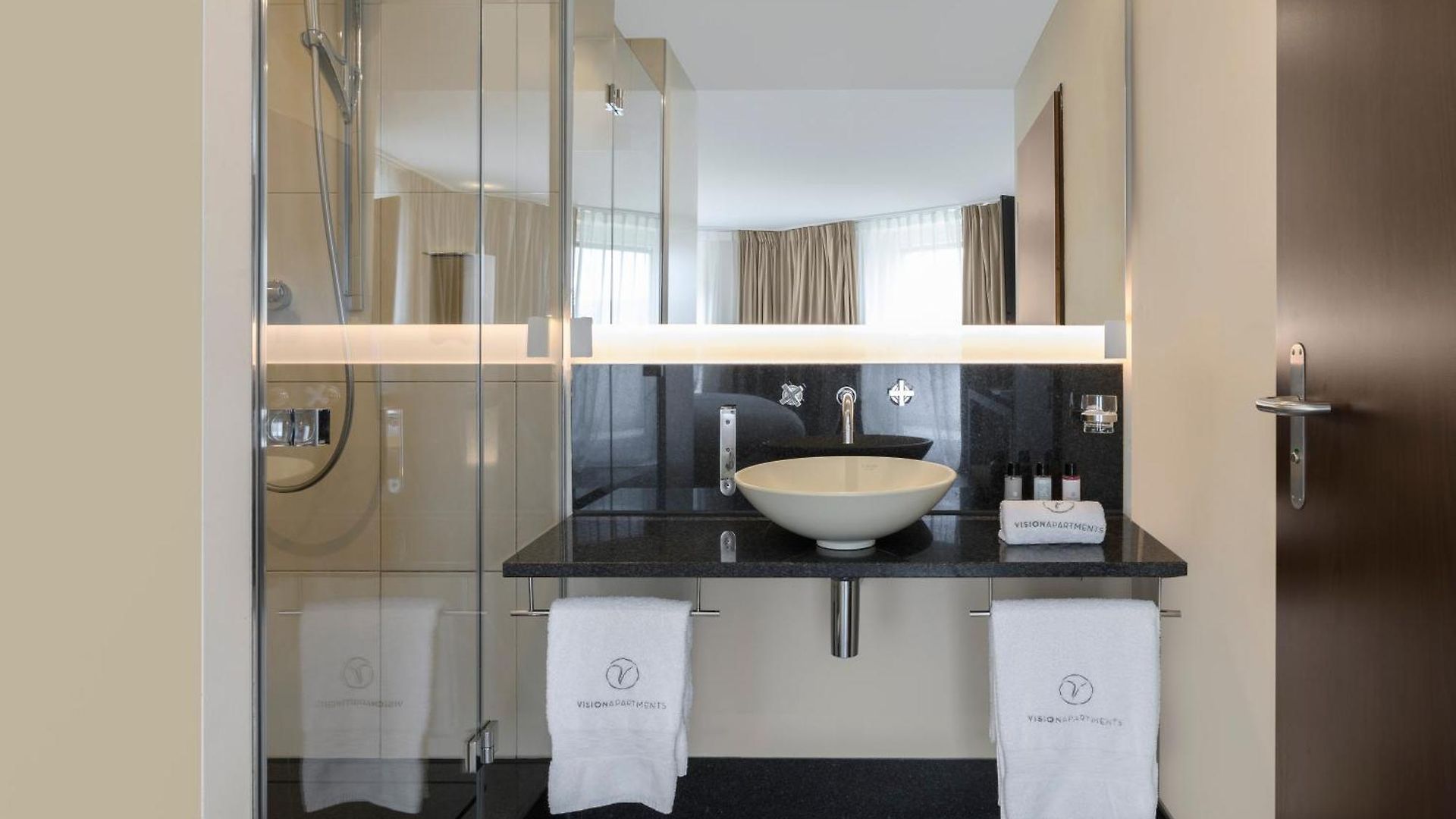 Visionapartments Brandschenkestrasse - Contactless Check-in Aparthotel 3*