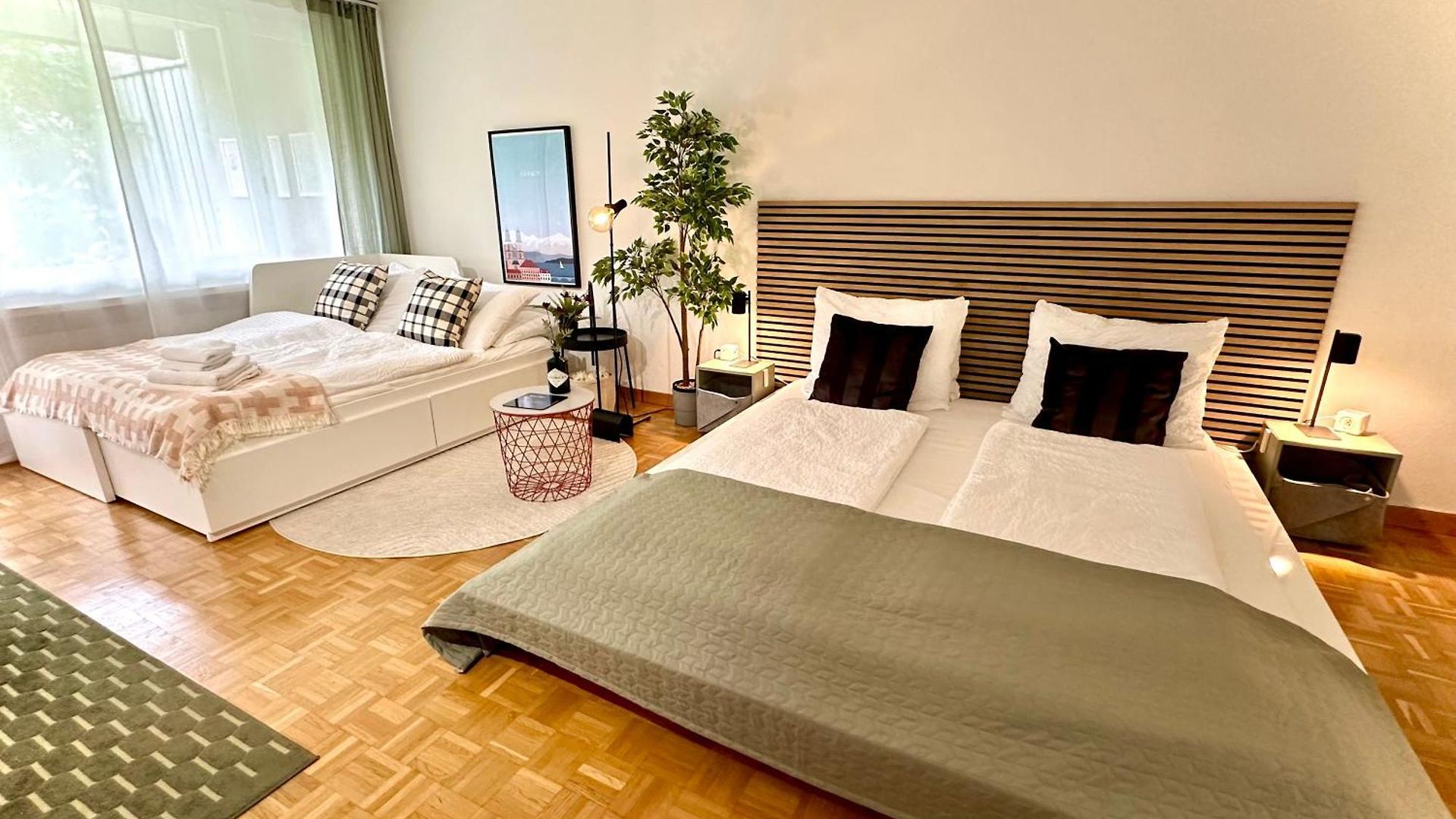 Alpine With Ac, Garden Terrace And Much Privacy *