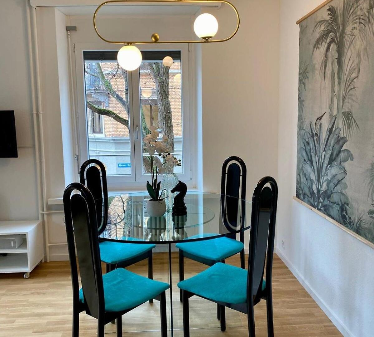 Kaya Sapphire Zurich