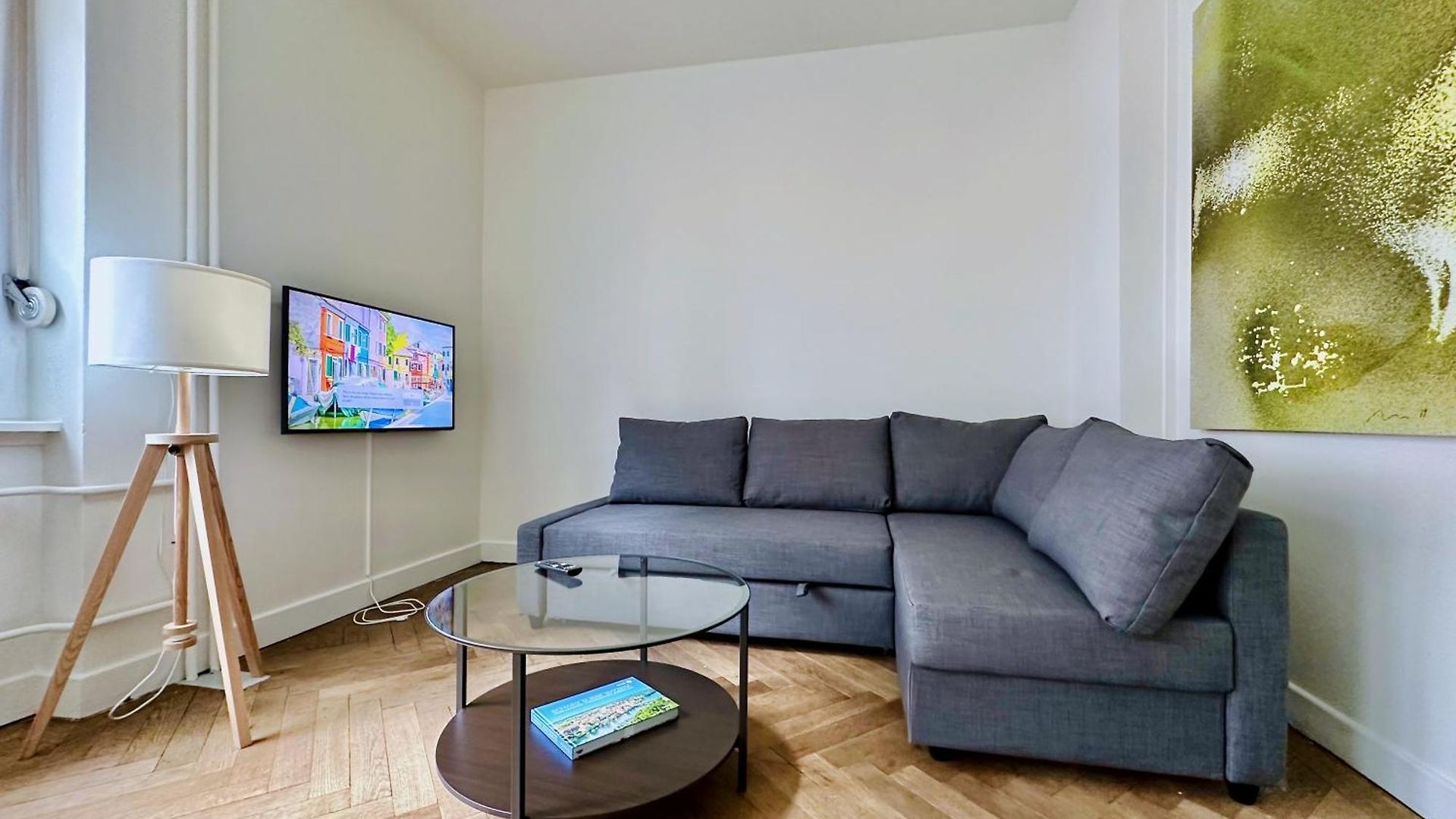 Citycentral 2 Bedroom Flat Near Main Station