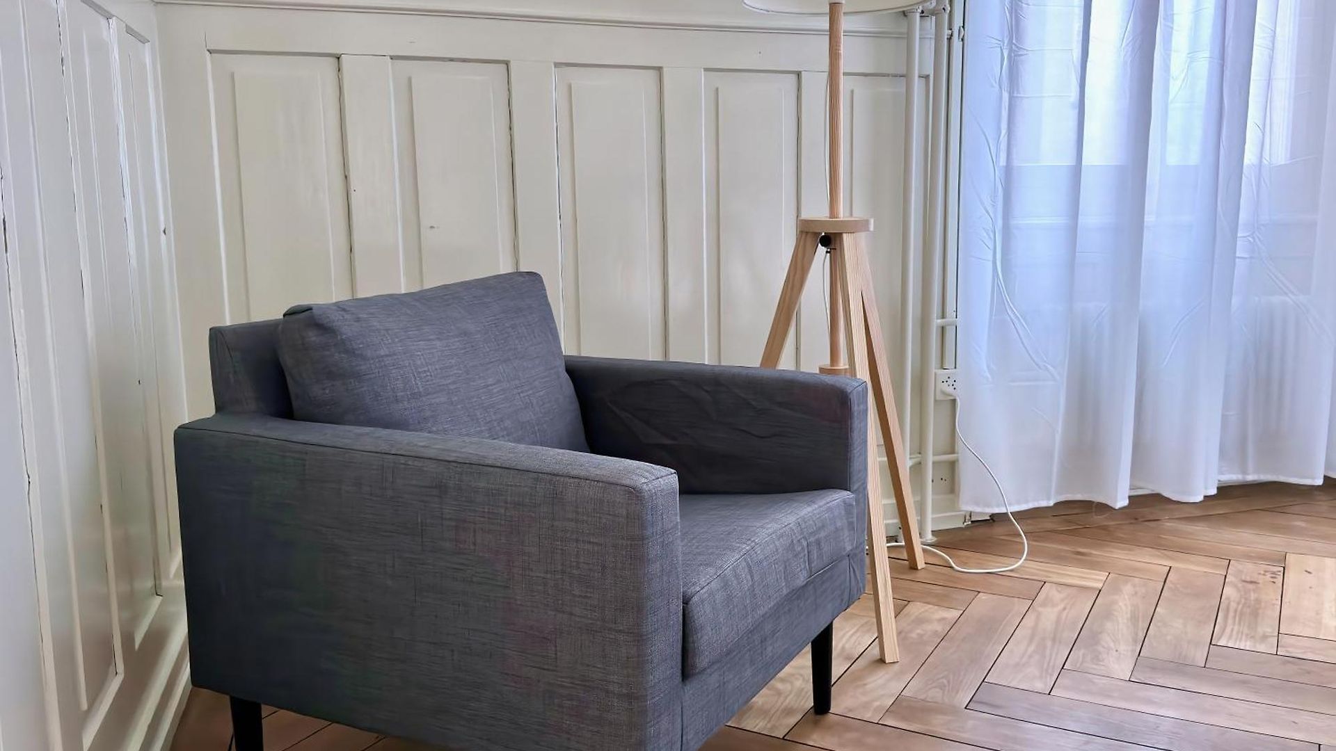 Citycentral 2 Bedroom Flat Near Main Station Zürich