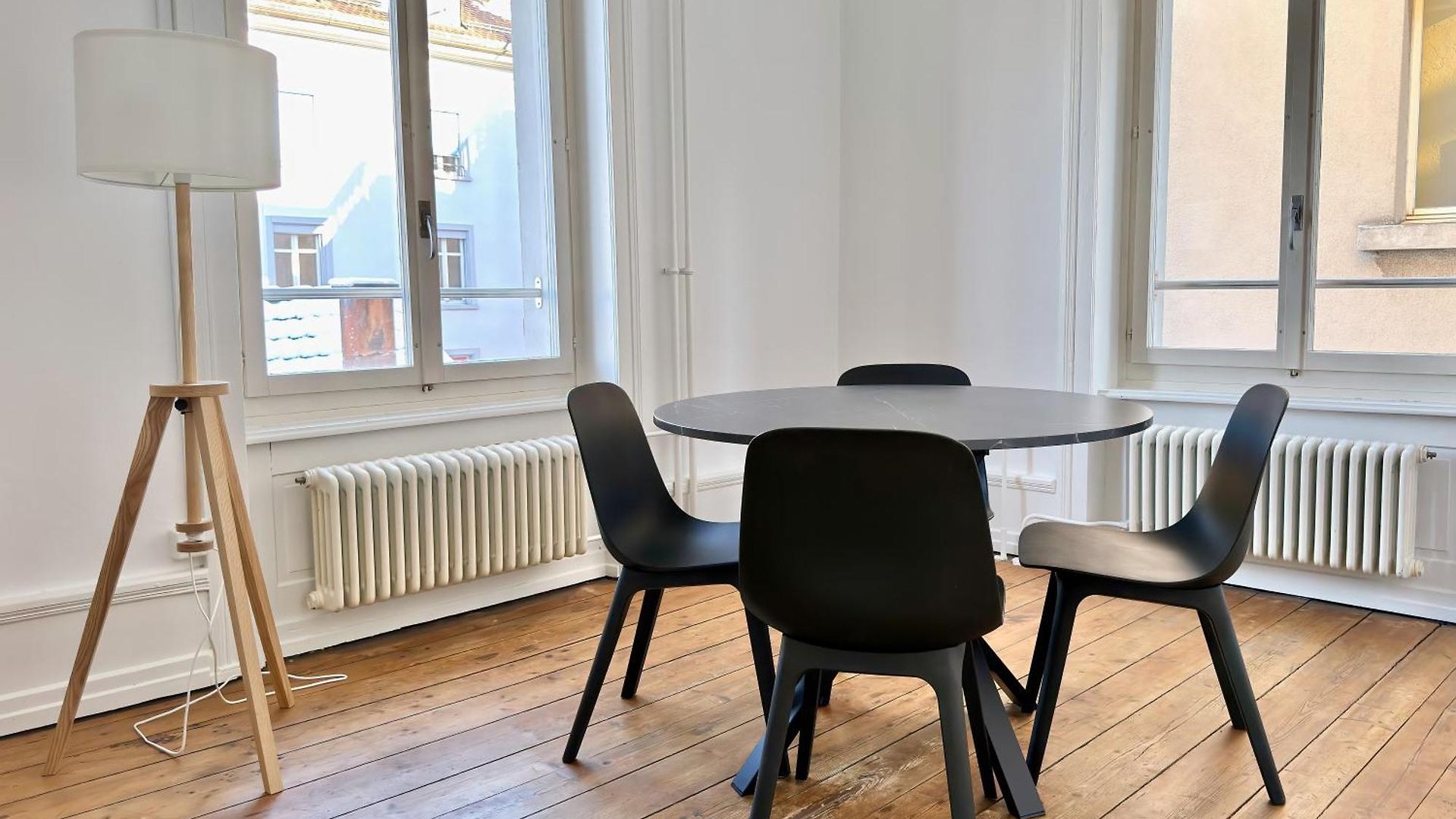 Citycentral 2 Bedroom Flat Near Main Station *