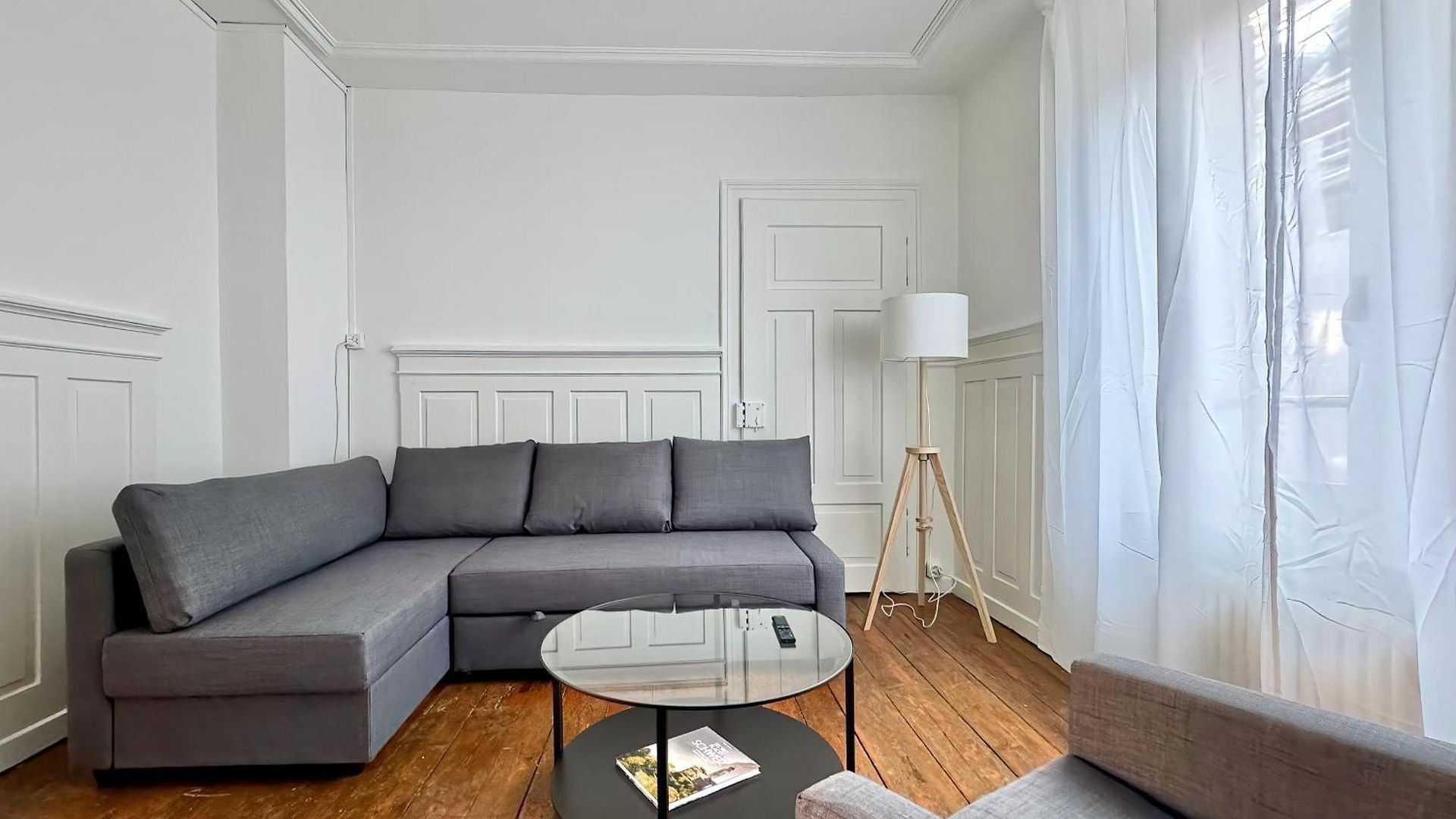 Citycentral 2 Bedroom Flat Near Main Station Apartment *