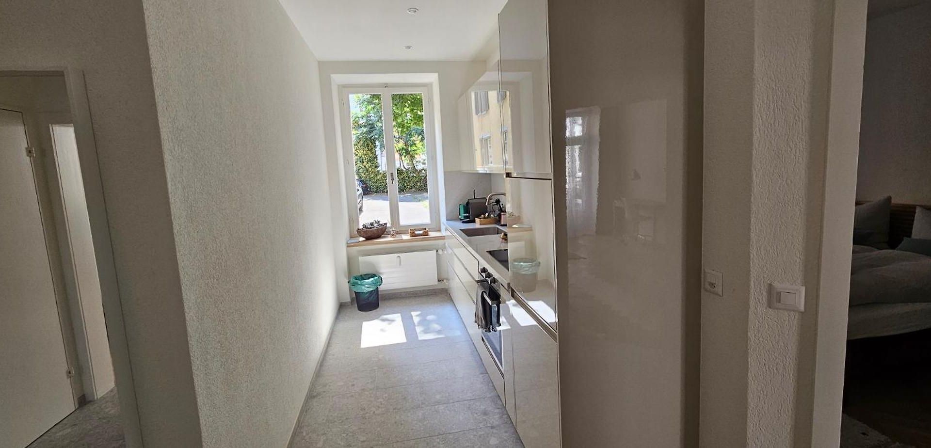Apartment New 2 Bedroom - 15min From Paradeplatz