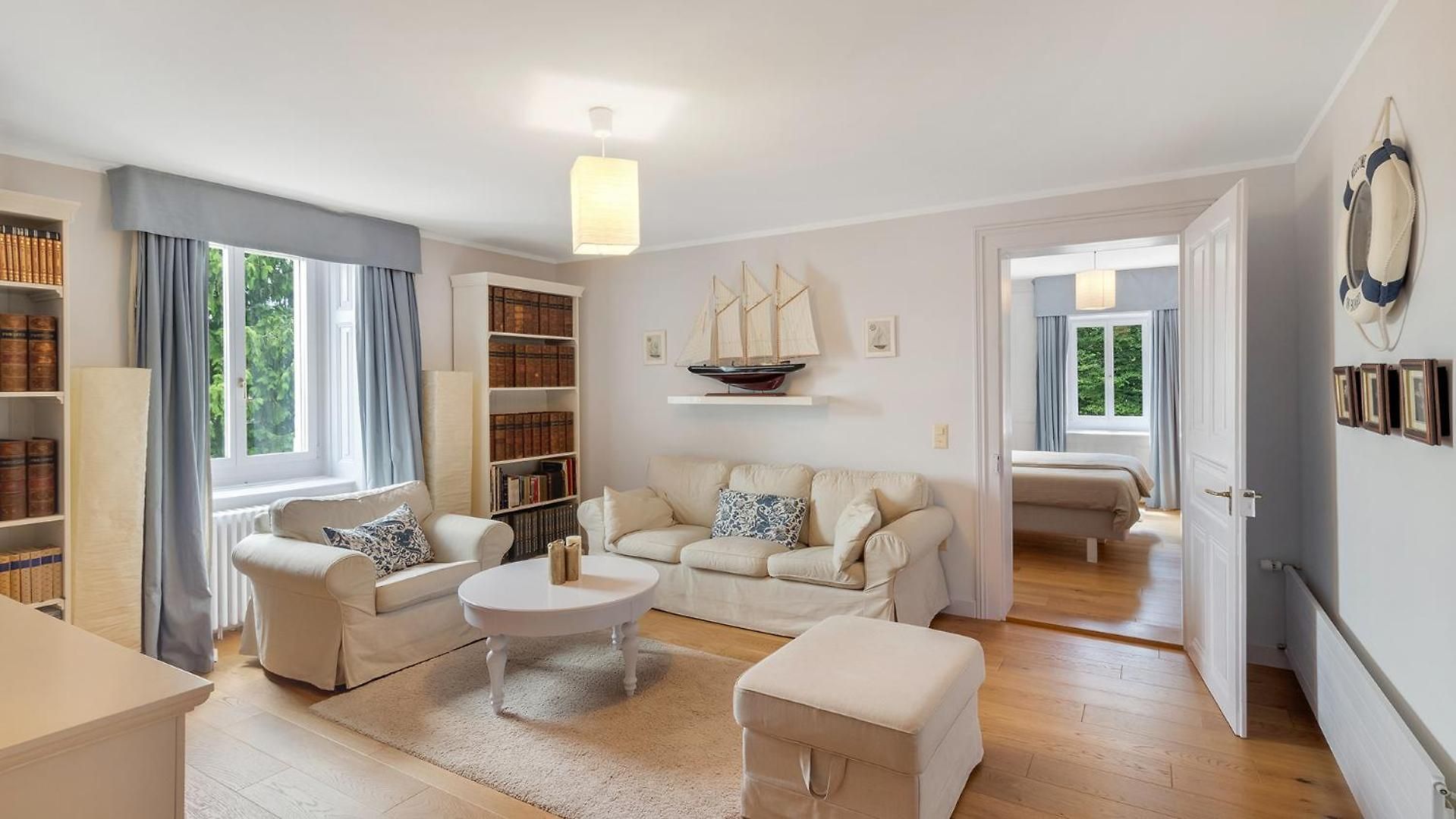 Private In * Zurich