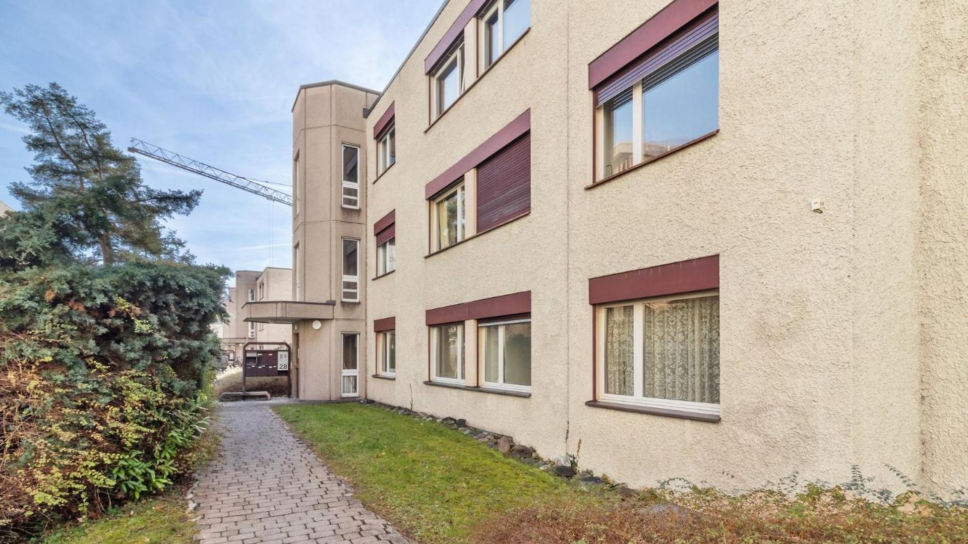Apartment Spacious In *