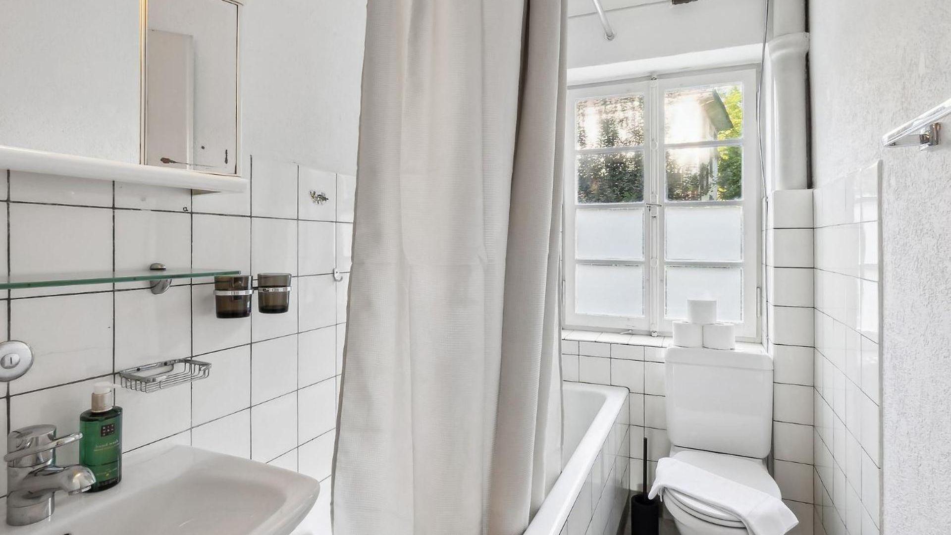 Homey Comfort In Oerlikon *