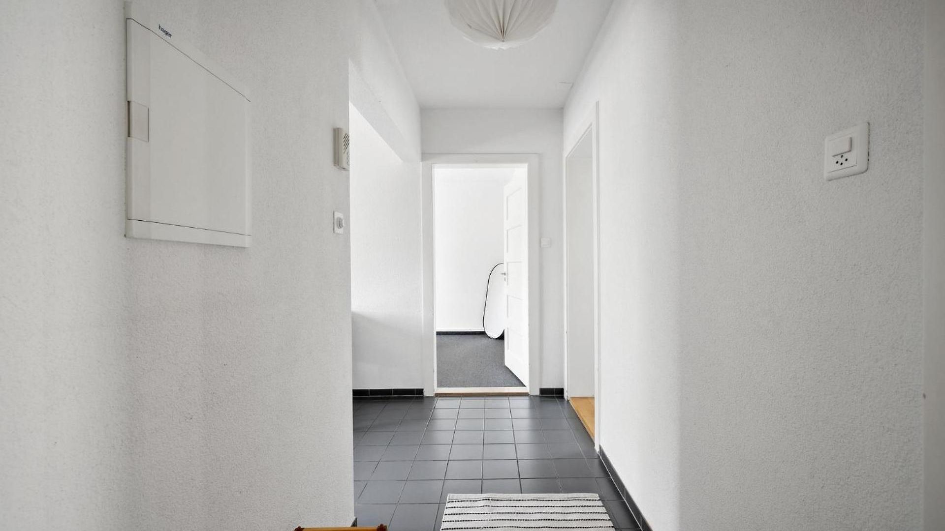 Apartment Comfortable In Oerlikon 20 Minutes Away From Airport *