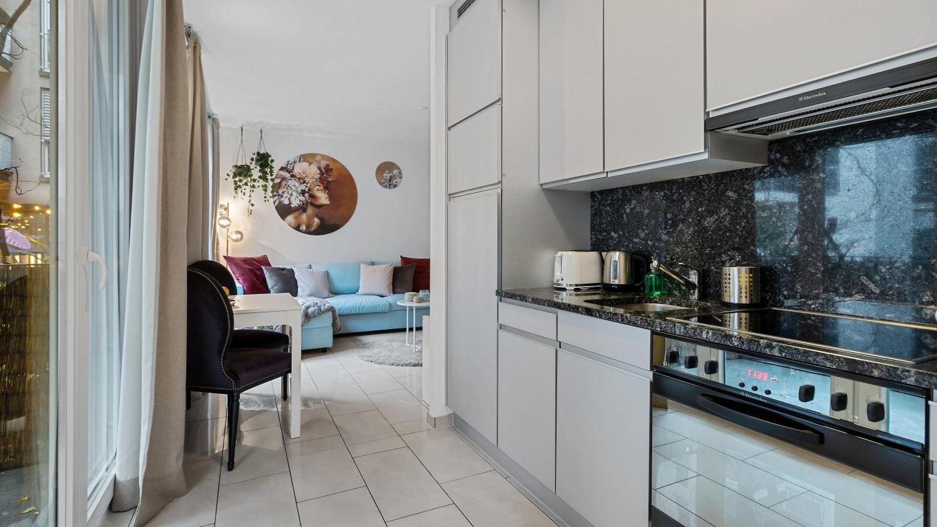 Boutique King Size Bed Ac Free Parking *