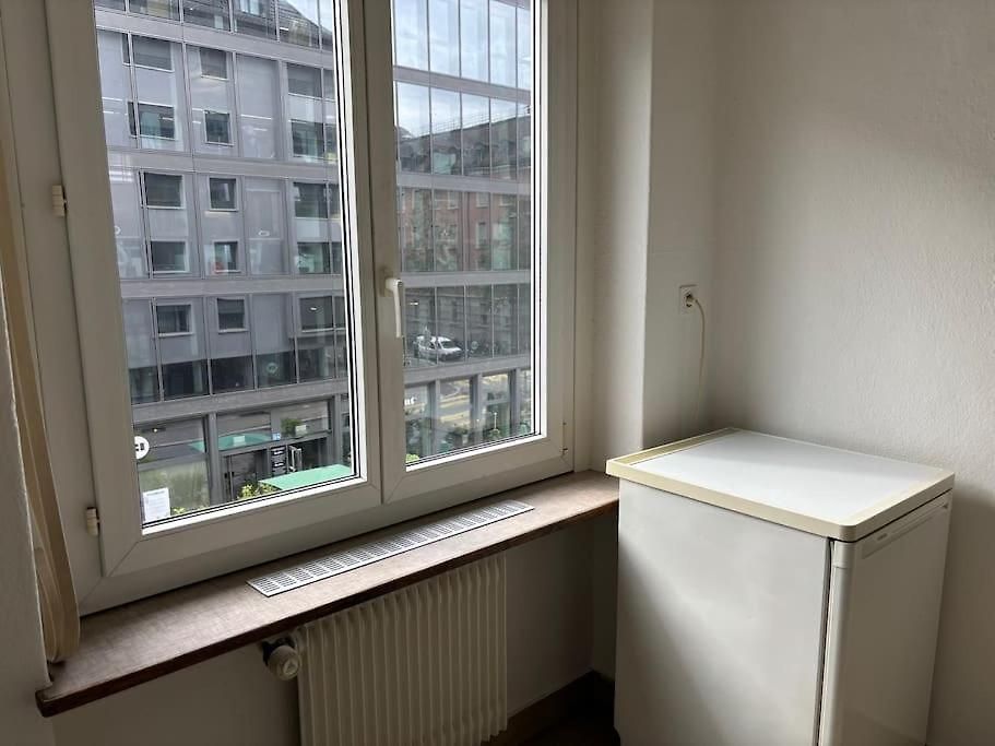 Apartment Live In The Center - Cross 5 Zurich