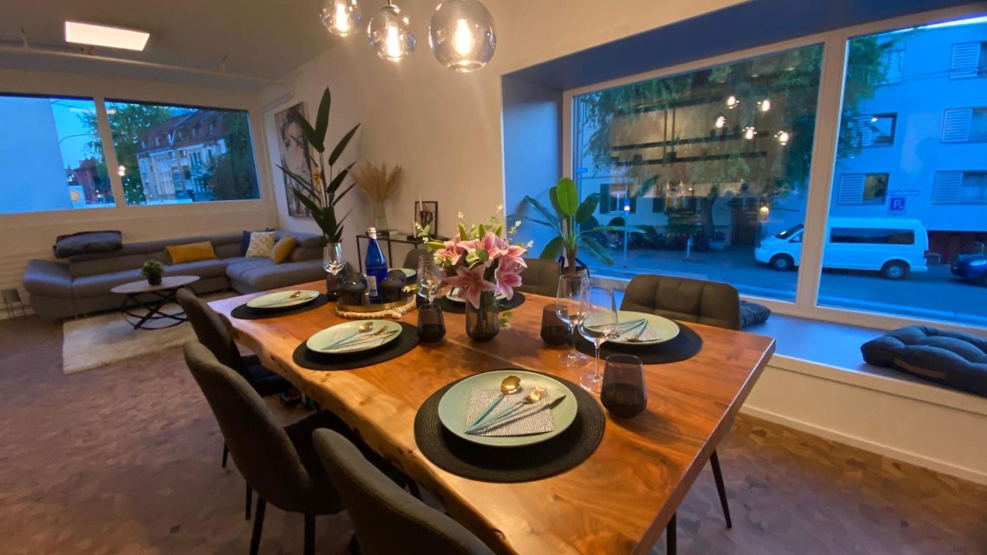 Apartment 120m2 Modern 3-bedroom Loft In