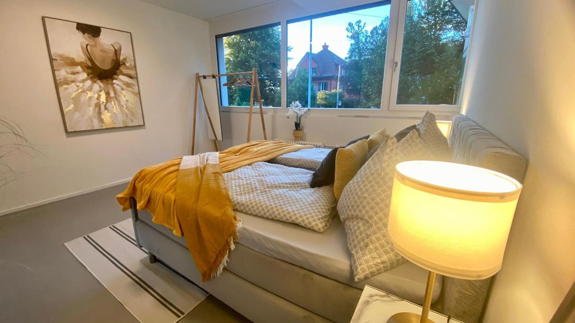 120m2 Modern 3-bedroom Loft In