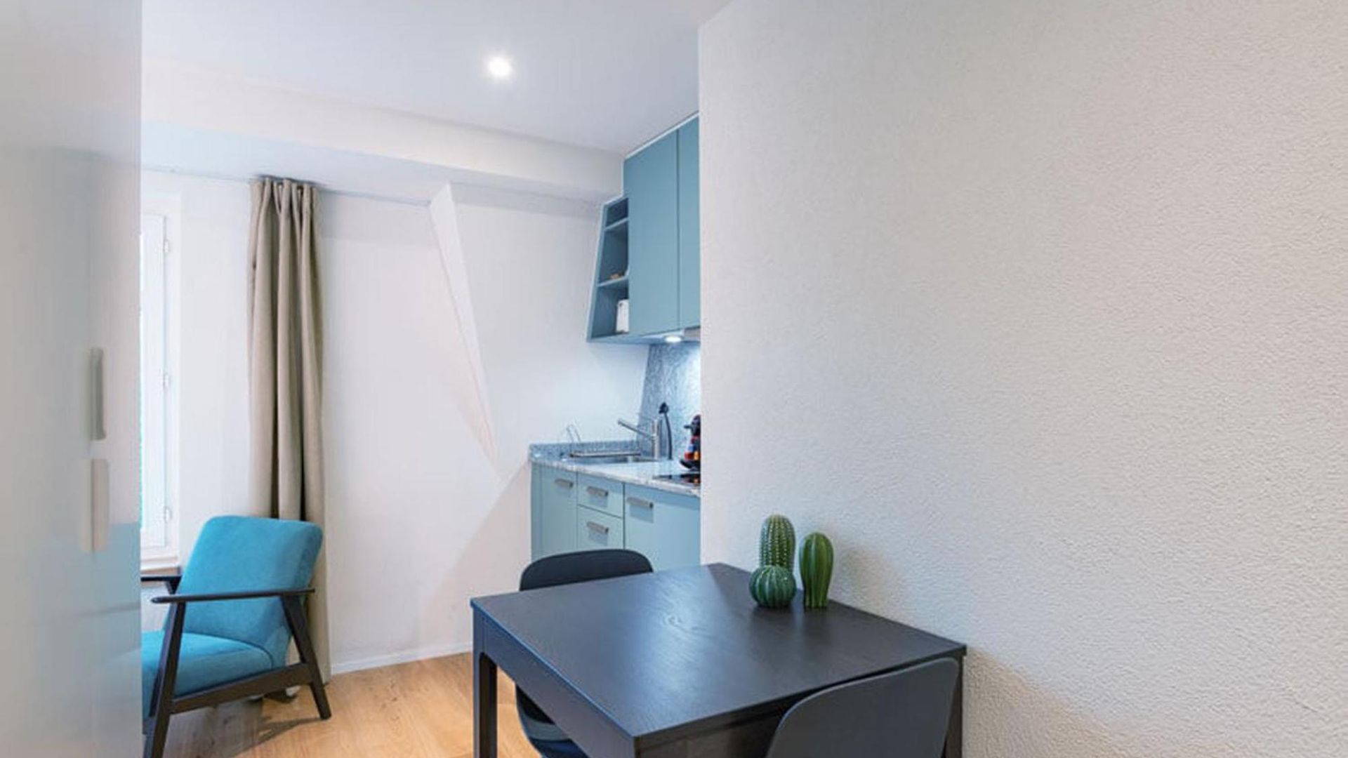 Apartment Hitrental Riesbach Zurich