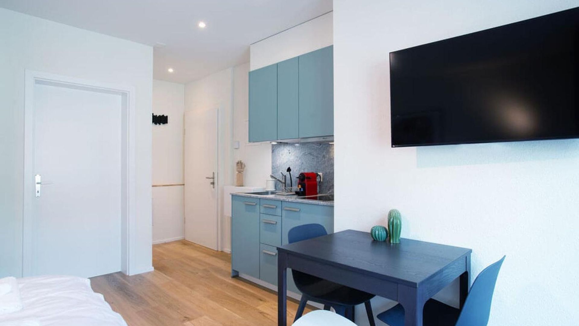 Apartment Hitrental Riesbach Zurich