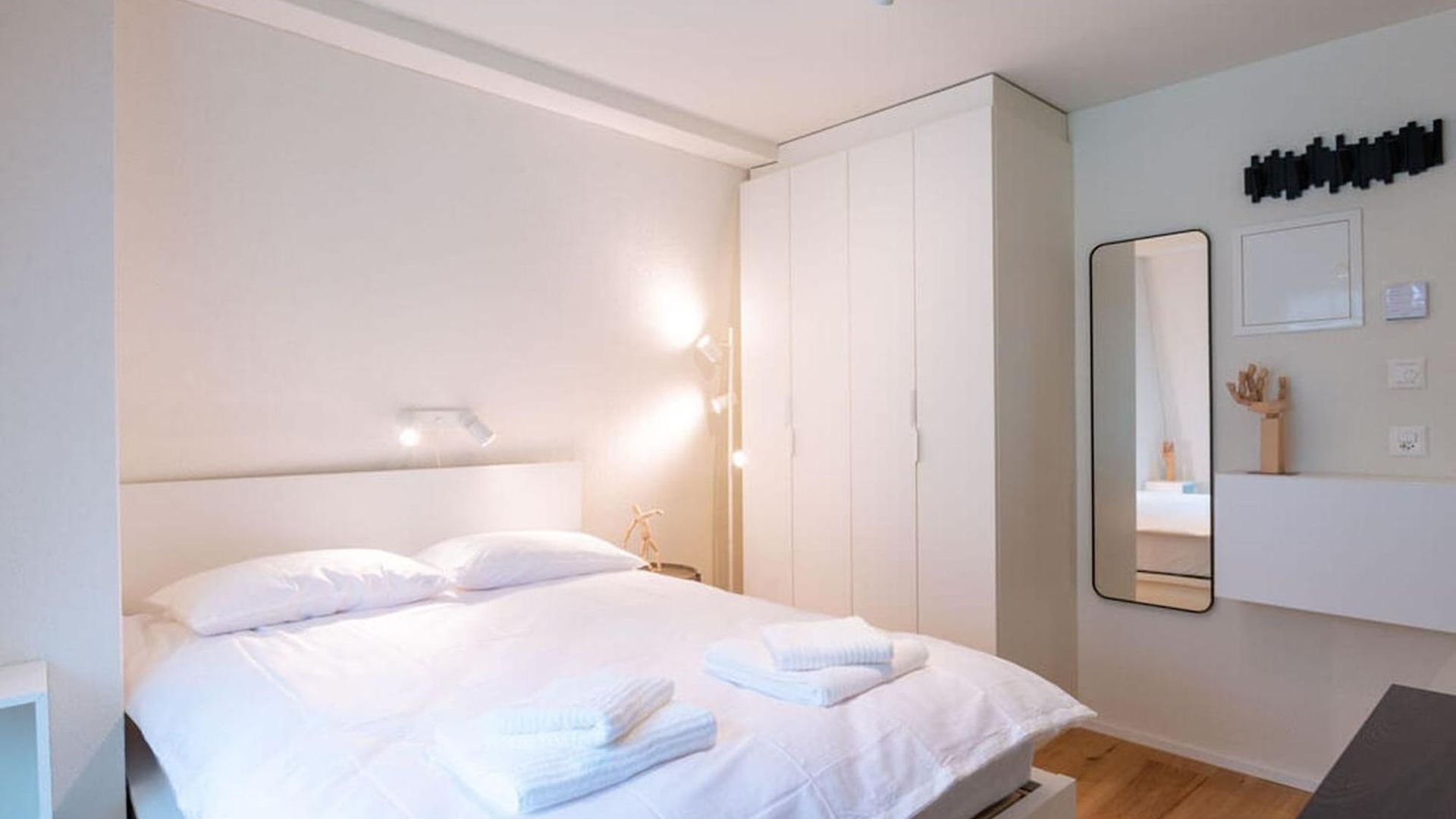 Apartment Hitrental Riesbach Zurich