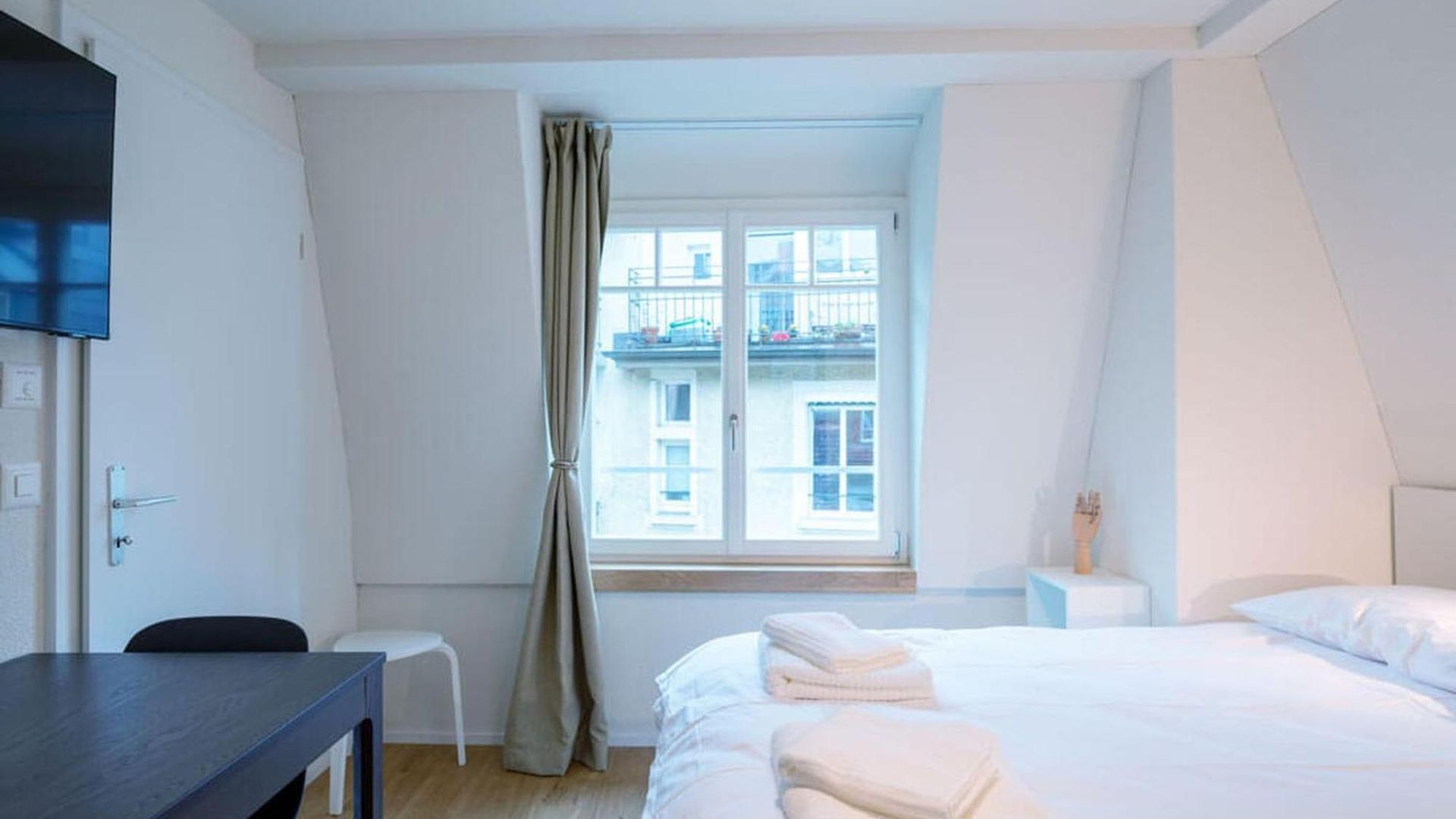 Apartment Hitrental Riesbach Zurich