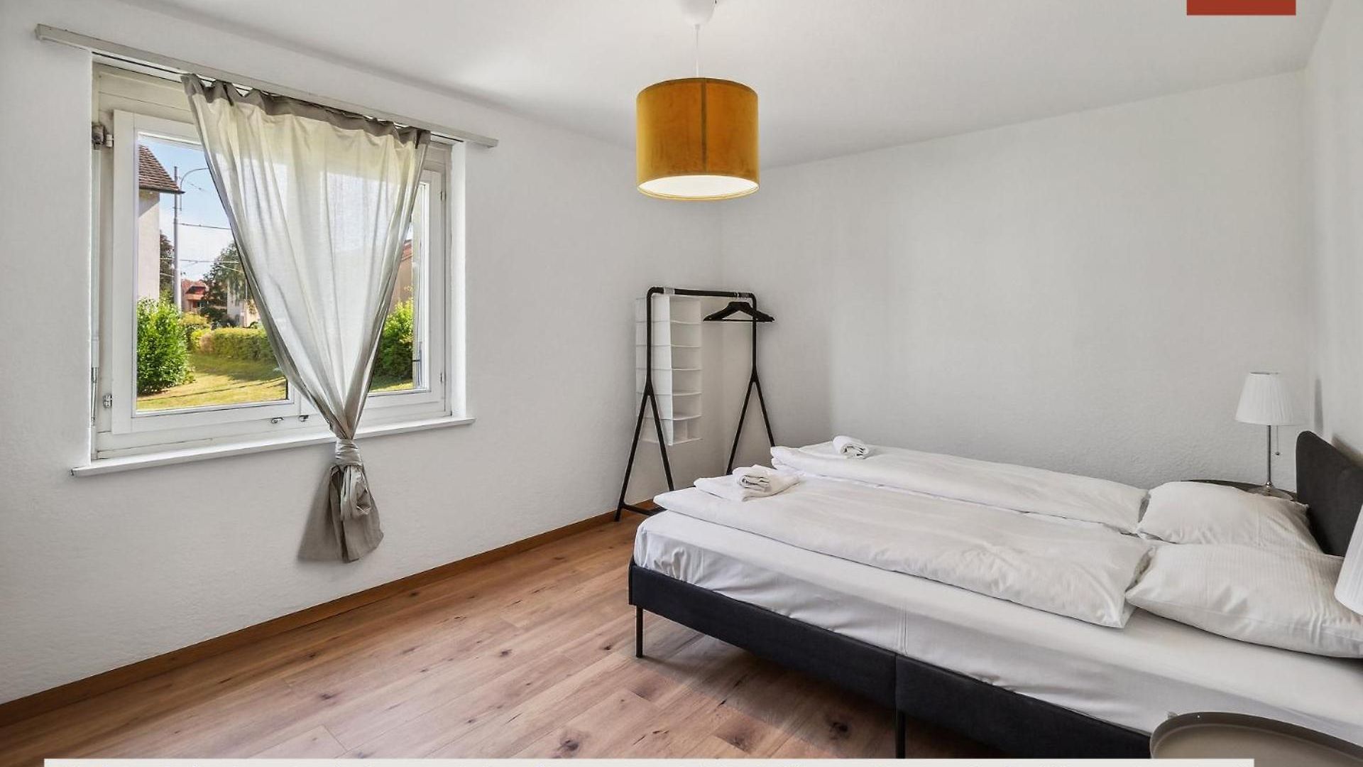 Urban Charm: Your Comfy Close To The Apartment *