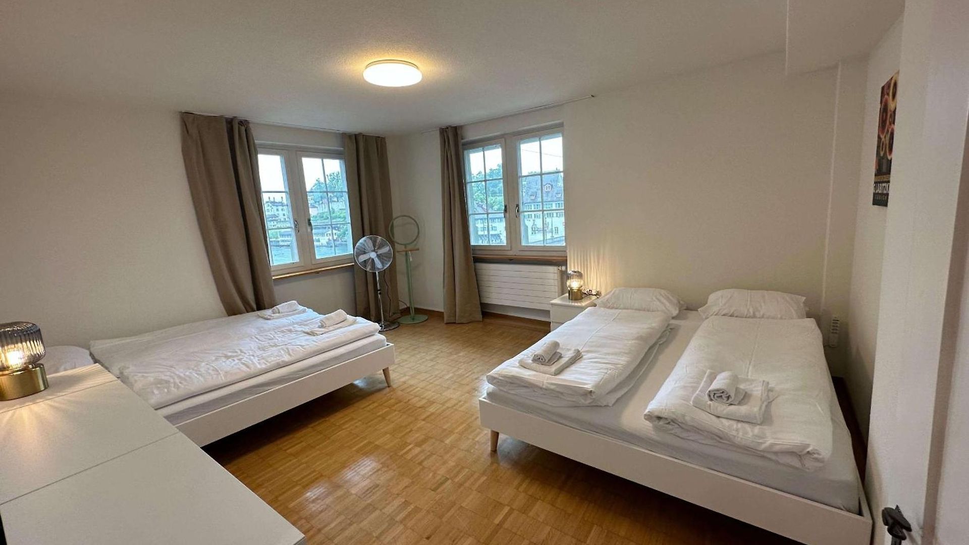 Hitrental Limmatquai Apartment Zürich