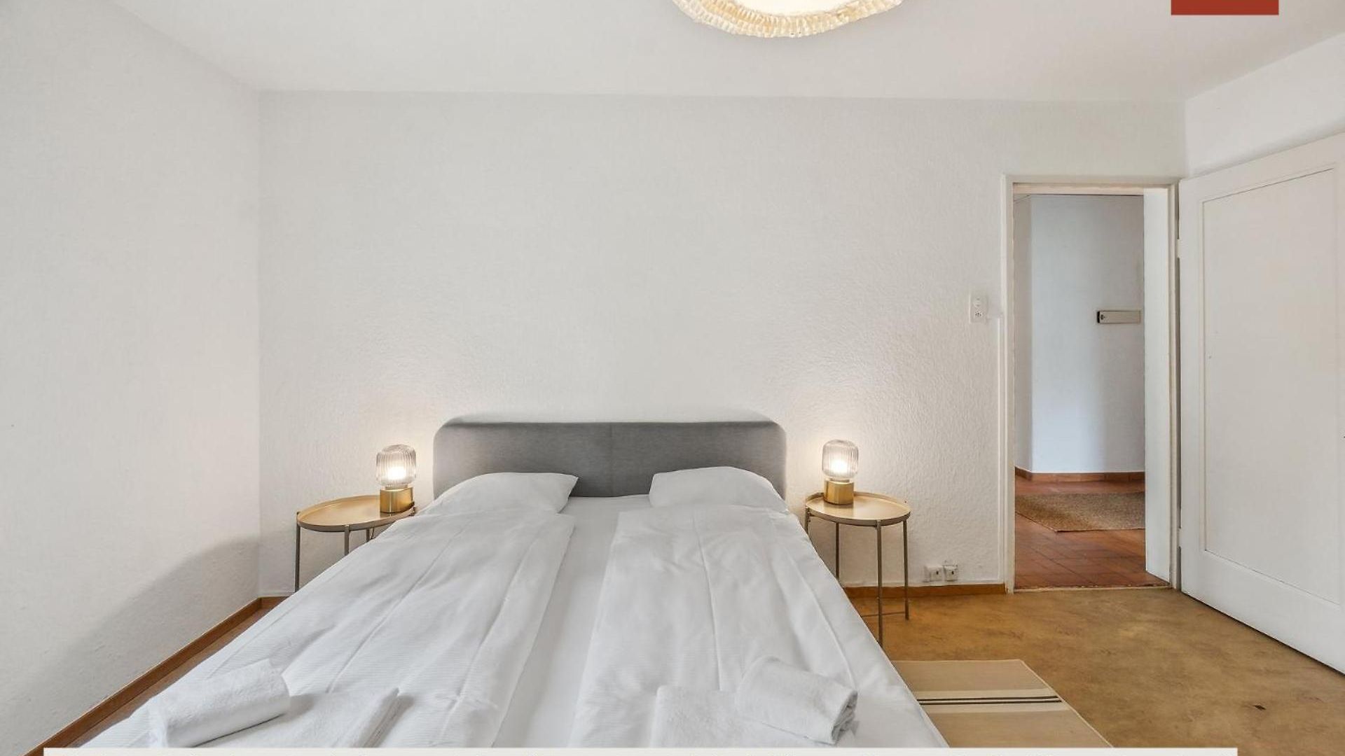 Charming Apartments, Just 27 Minutes To Center