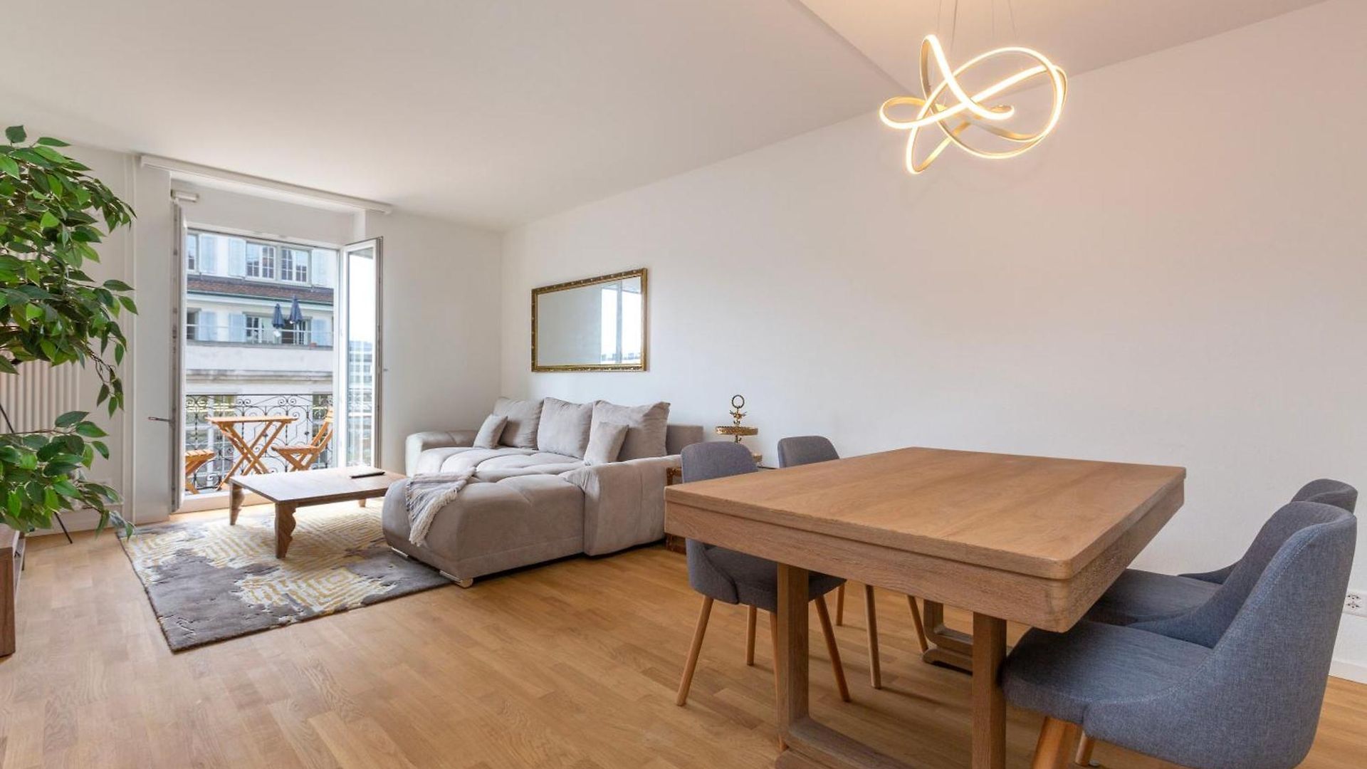 Apartment Kaya 4a - Downtown 2br With Balcony *
