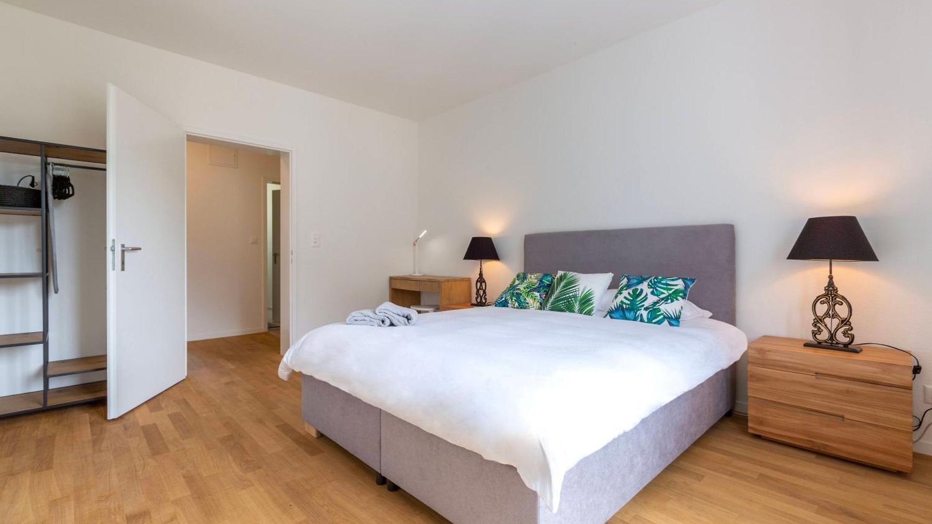 Apartment Kaya 4a - Downtown 2br With Balcony Zurich