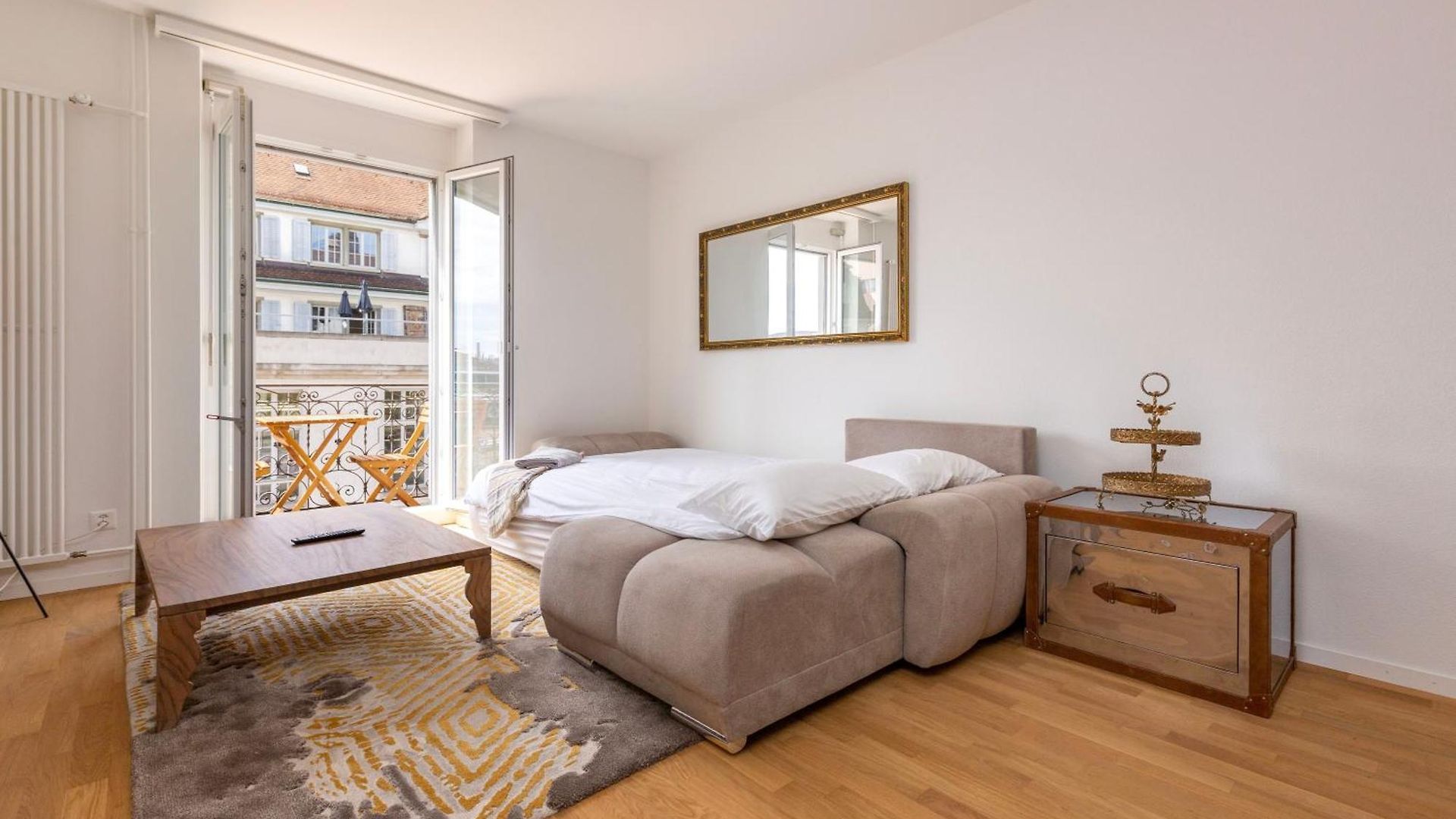 Kaya 4a - Downtown 2br With Balcony Apartment Zurich