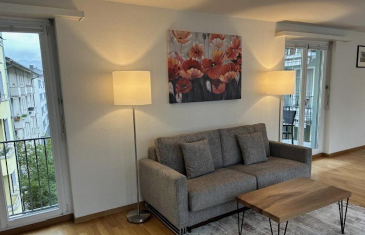 Executive 1 Bedroom In The Center - D11 *