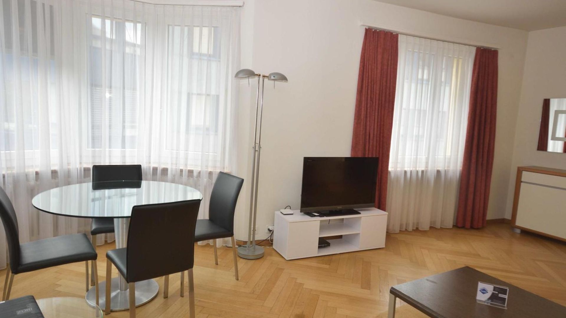 Spacious 1br Near And Opera - Mill 3 11 Apartment *