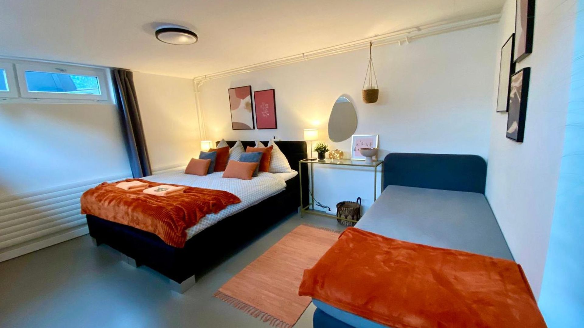 Apartment 120m2 Modern 3-bedroom Loft In