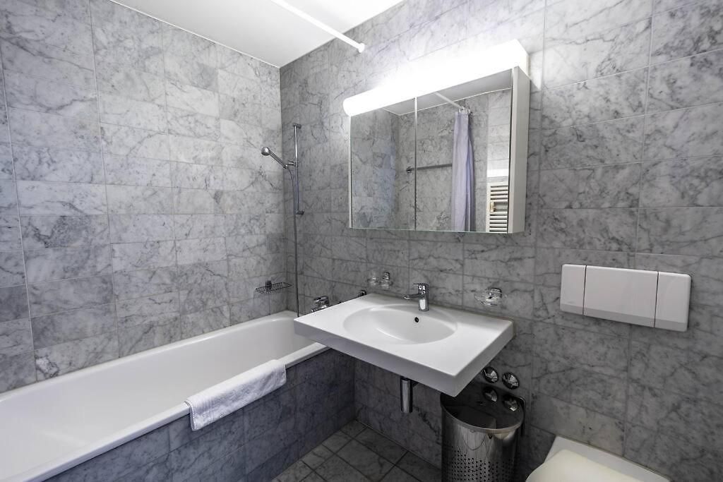 Charming 1br Flat Near - Fb1 Apartment Zürich