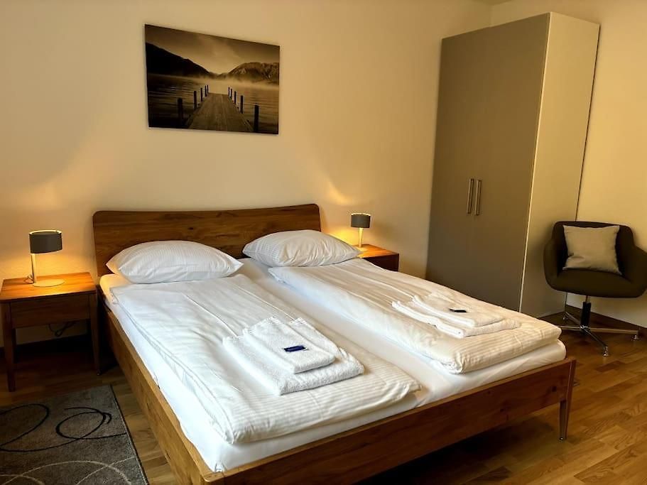 Apartment Cozy 2br Near - 8 Zürich